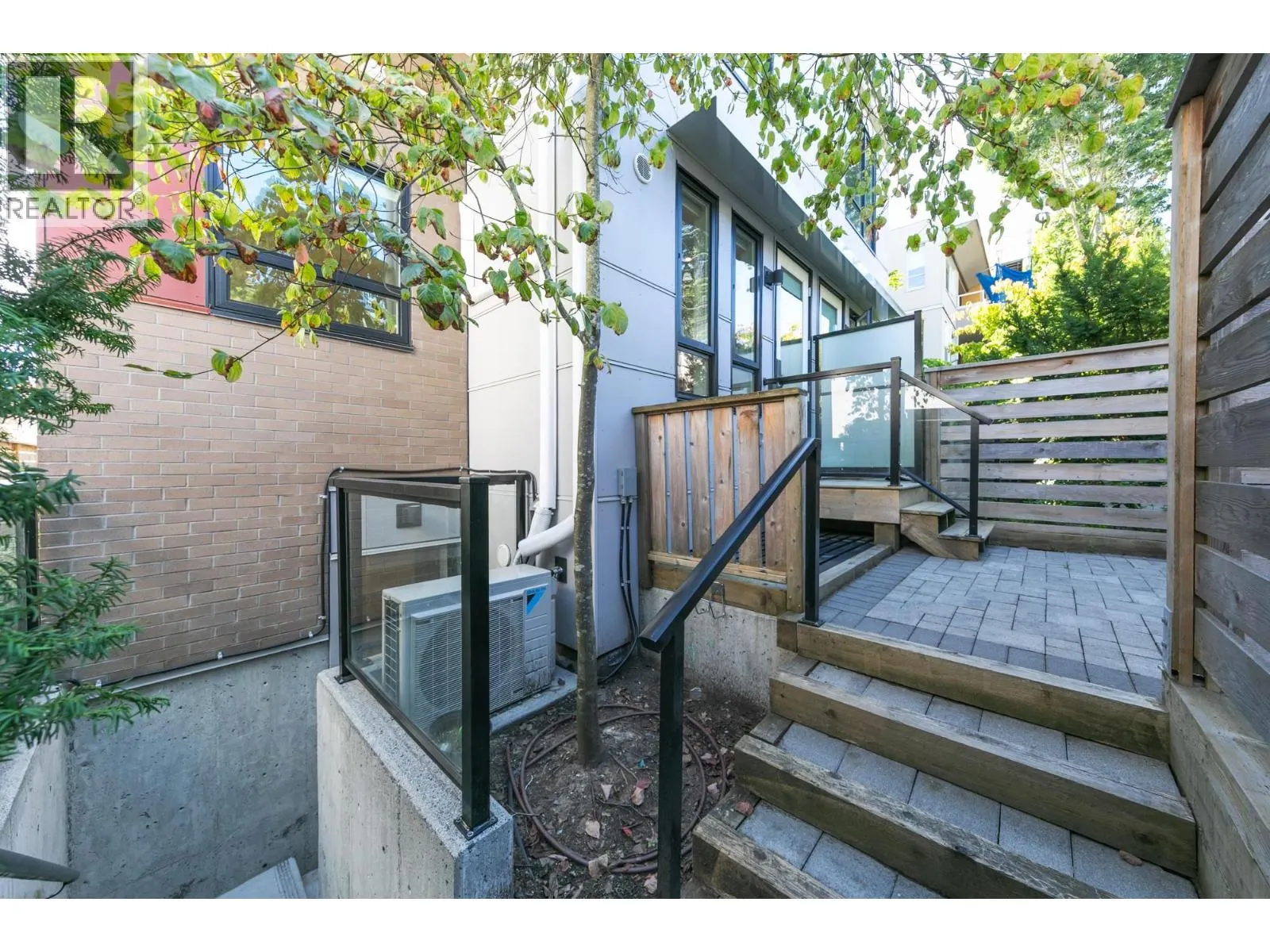 2431 W BROADWAY STREET