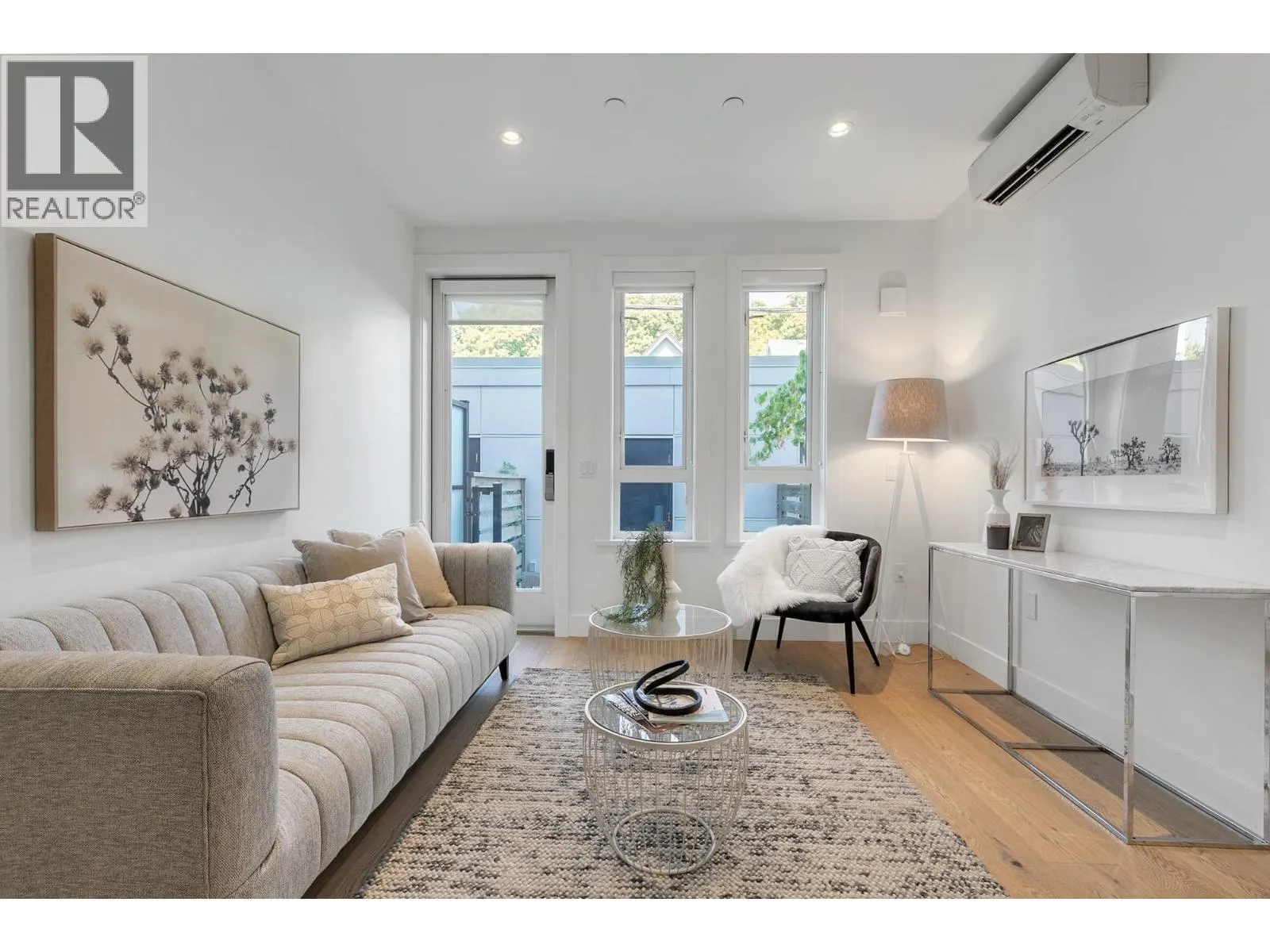 2431 W BROADWAY STREET