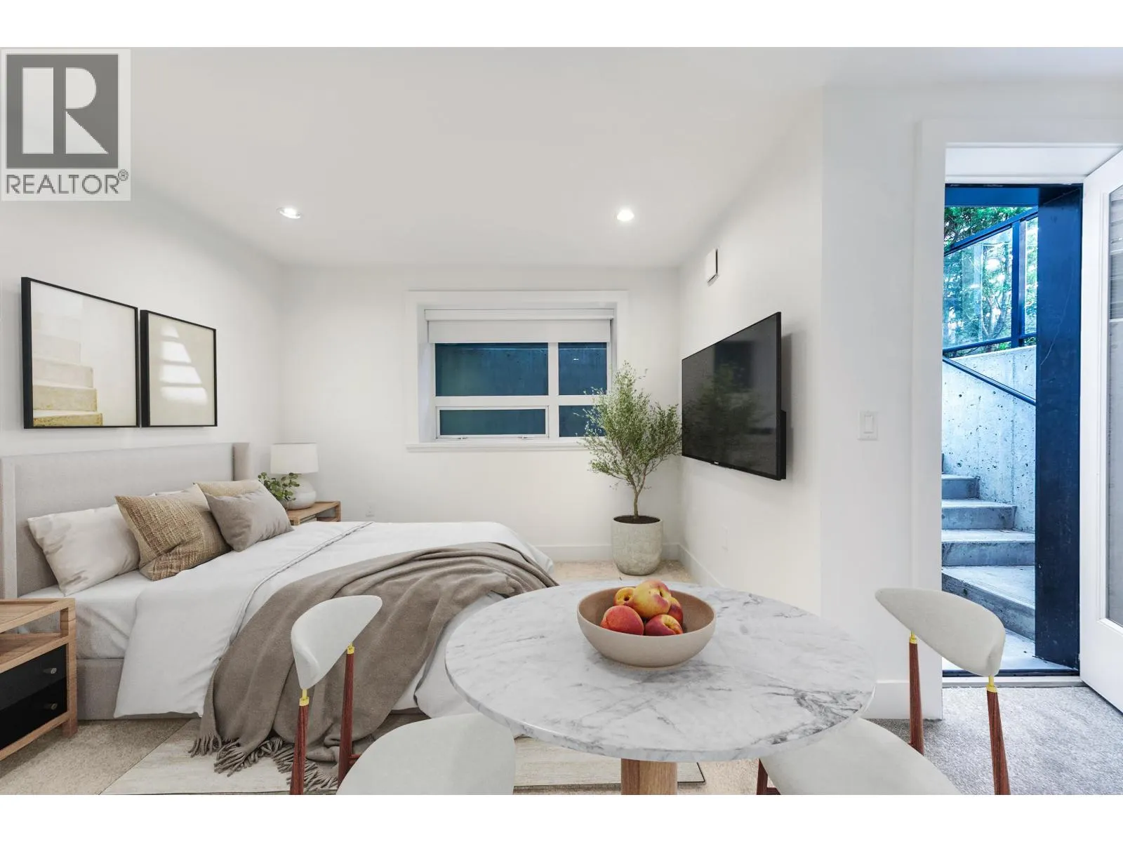 2431 W BROADWAY STREET