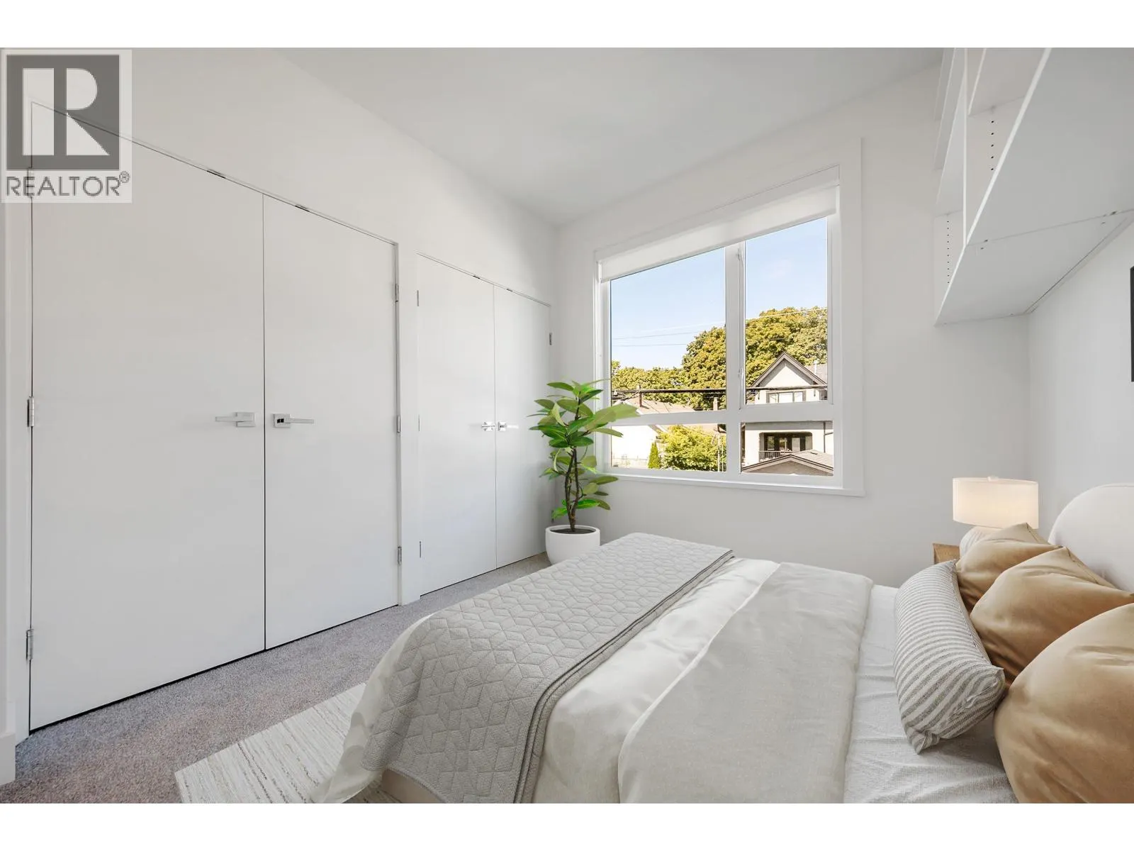 2431 W BROADWAY STREET