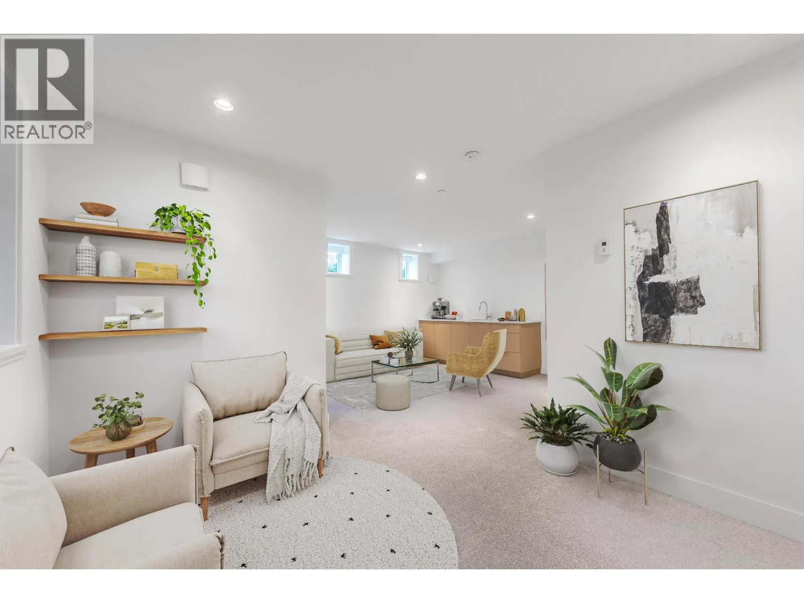 2431 W BROADWAY STREET