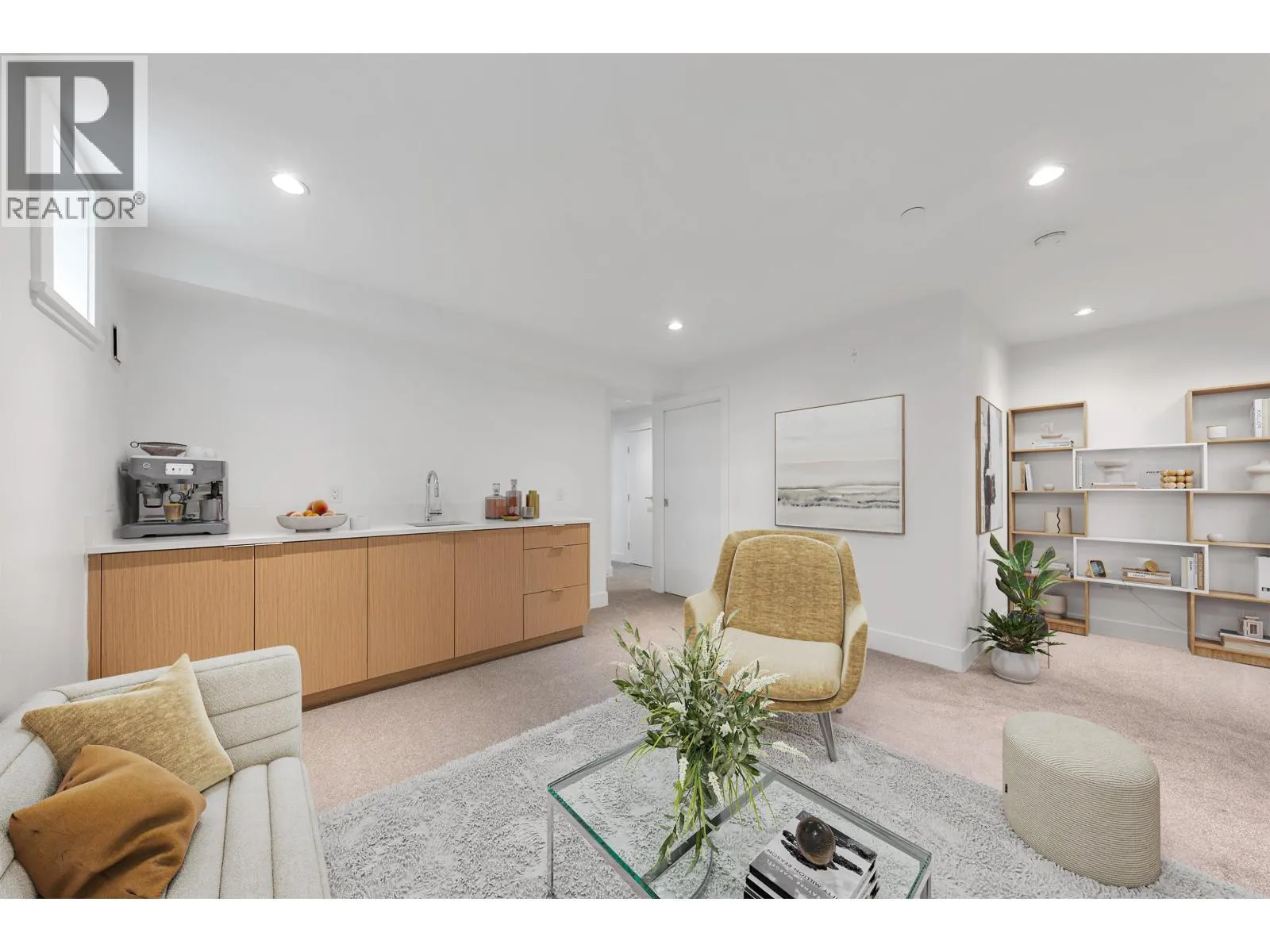 2431 W BROADWAY STREET