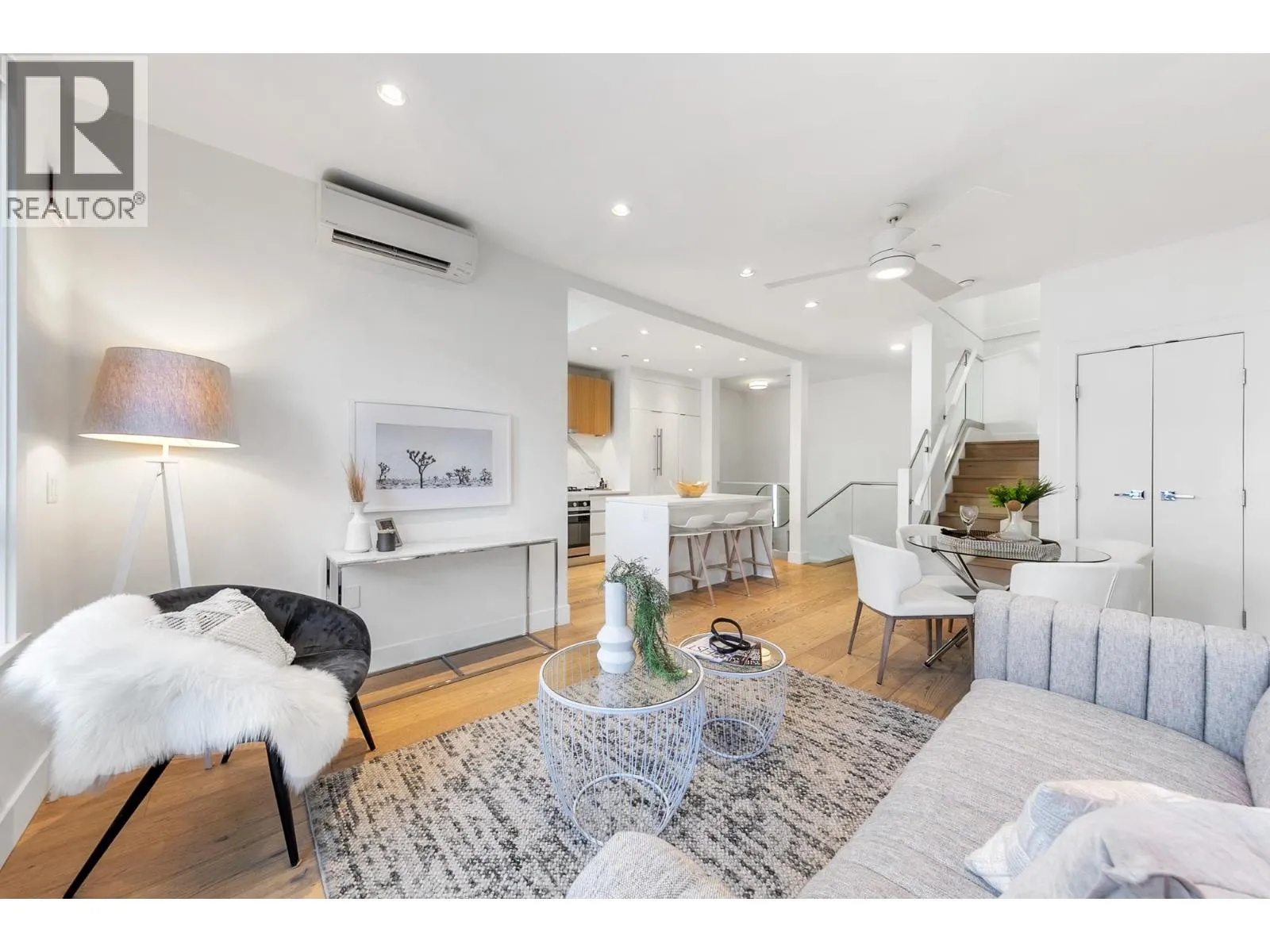 2431 W BROADWAY STREET