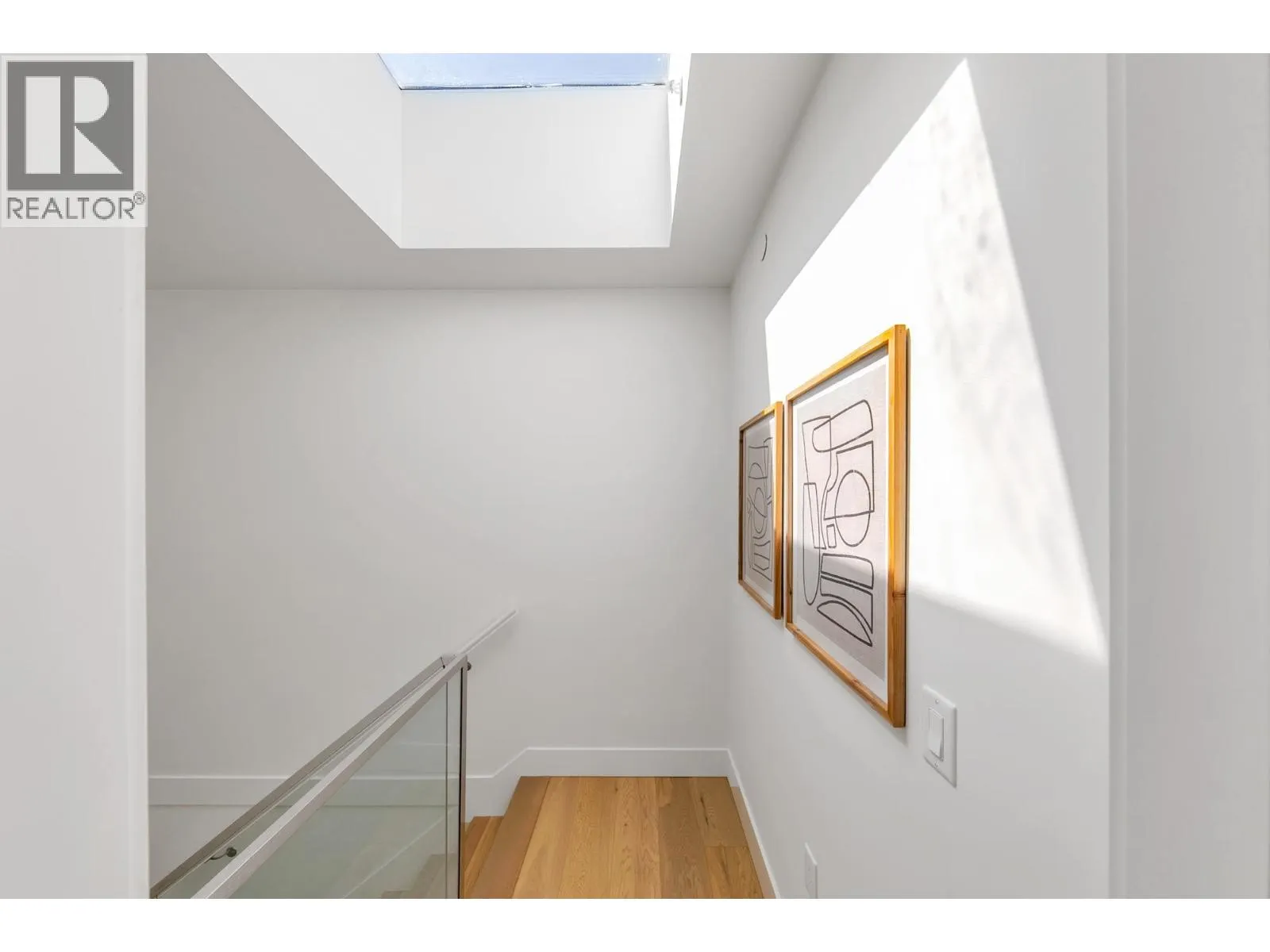 2431 W BROADWAY STREET