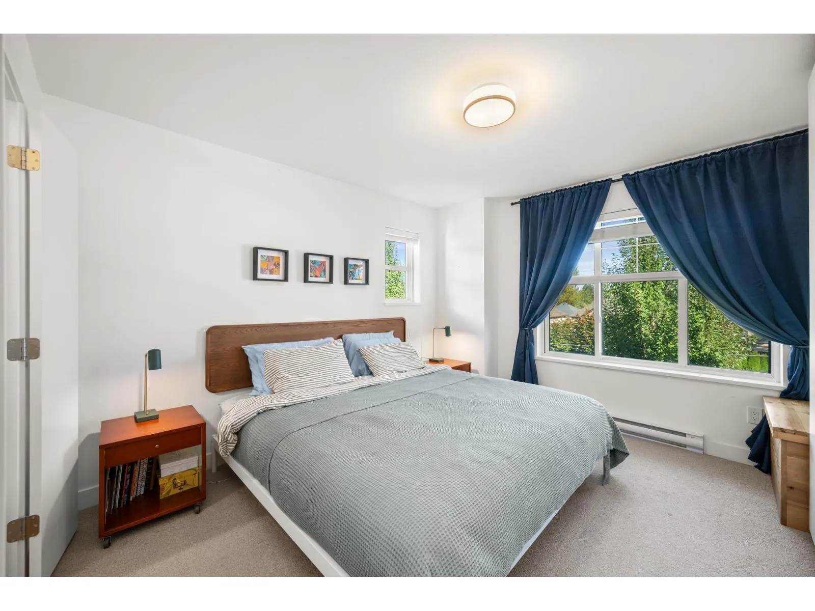 23 27735 ROUNDHOUSE DRIVE