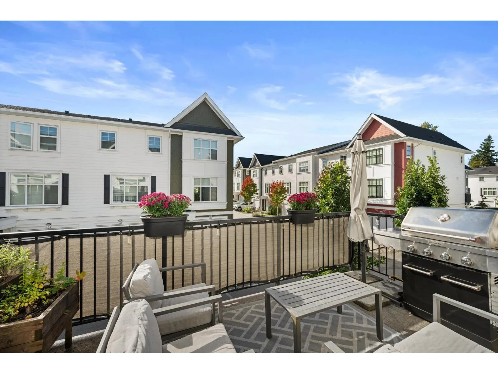 23 27735 ROUNDHOUSE DRIVE