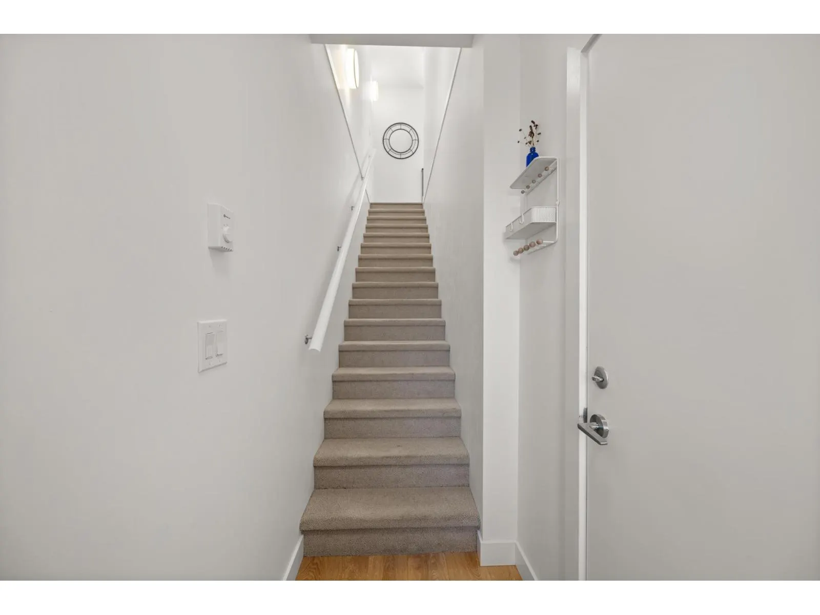 23 27735 ROUNDHOUSE DRIVE