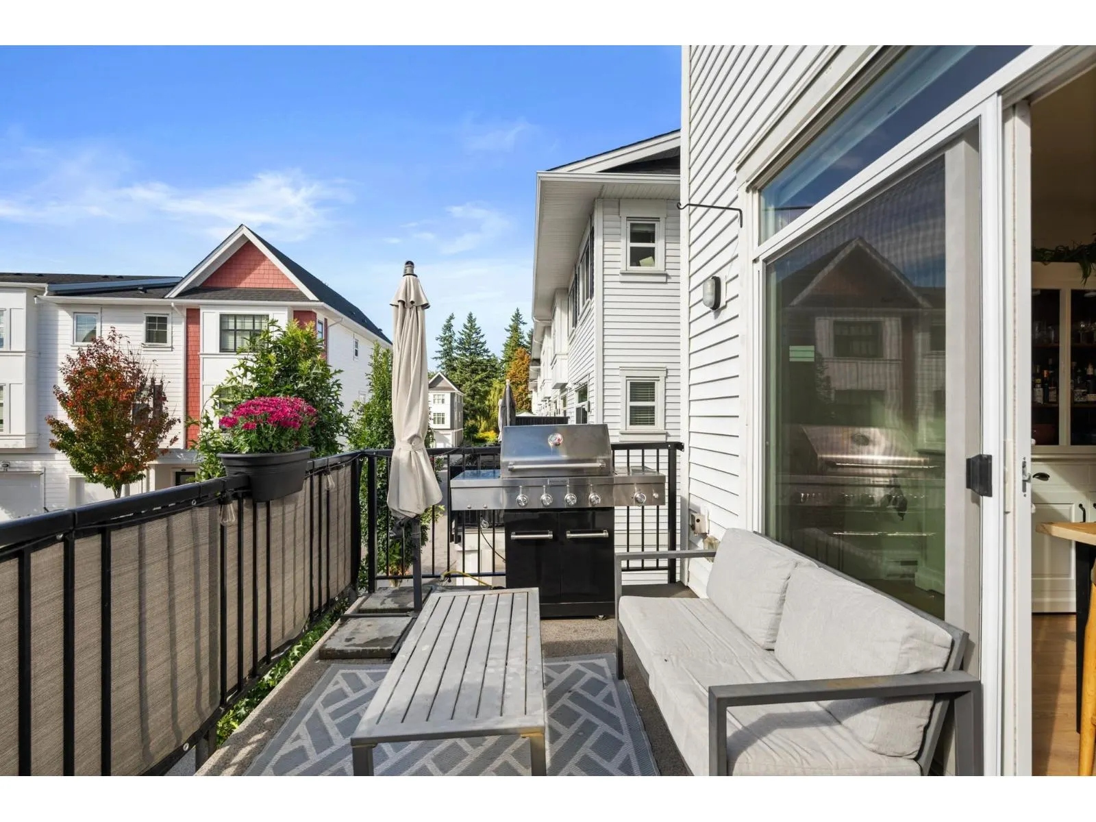 23 27735 ROUNDHOUSE DRIVE