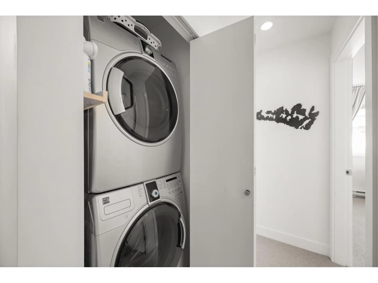 23 27735 ROUNDHOUSE DRIVE