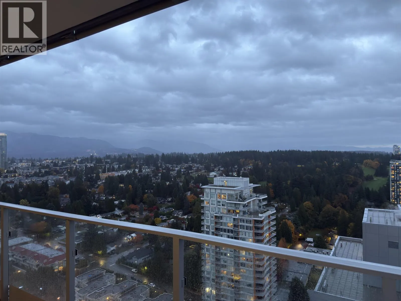 3705 3809 EVERGREEN PLACE