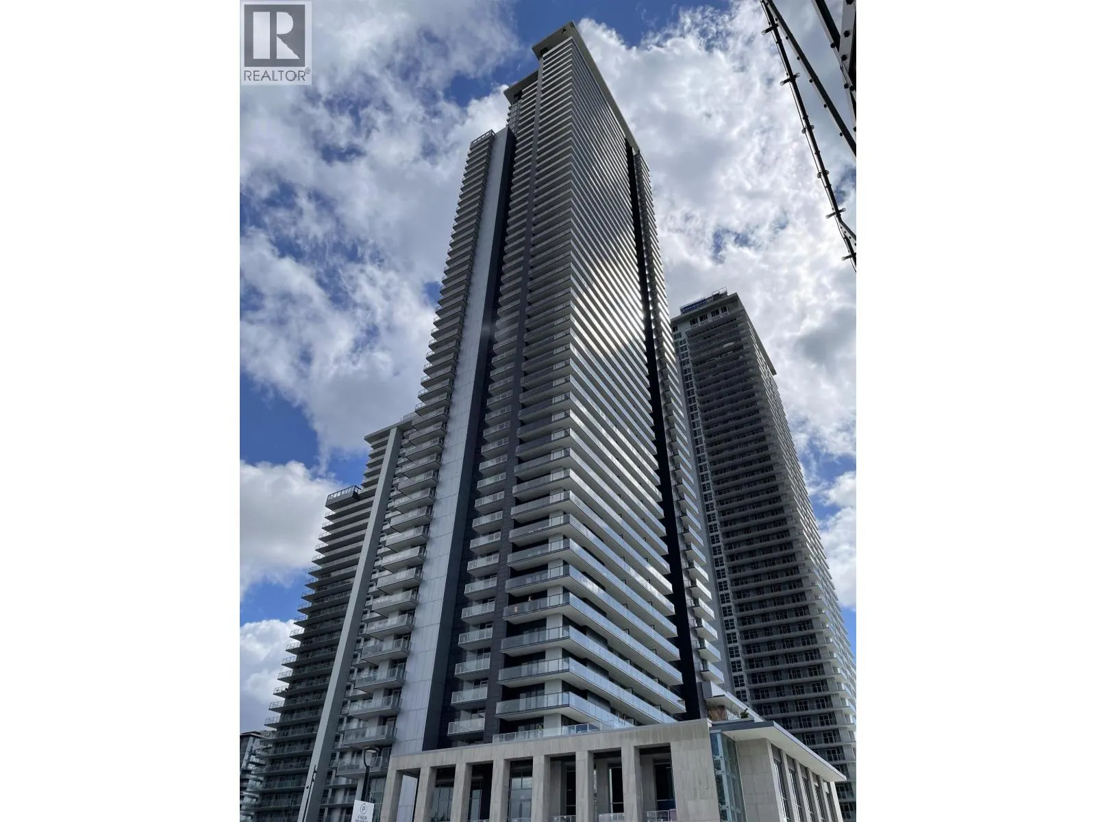 3705 3809 EVERGREEN PLACE