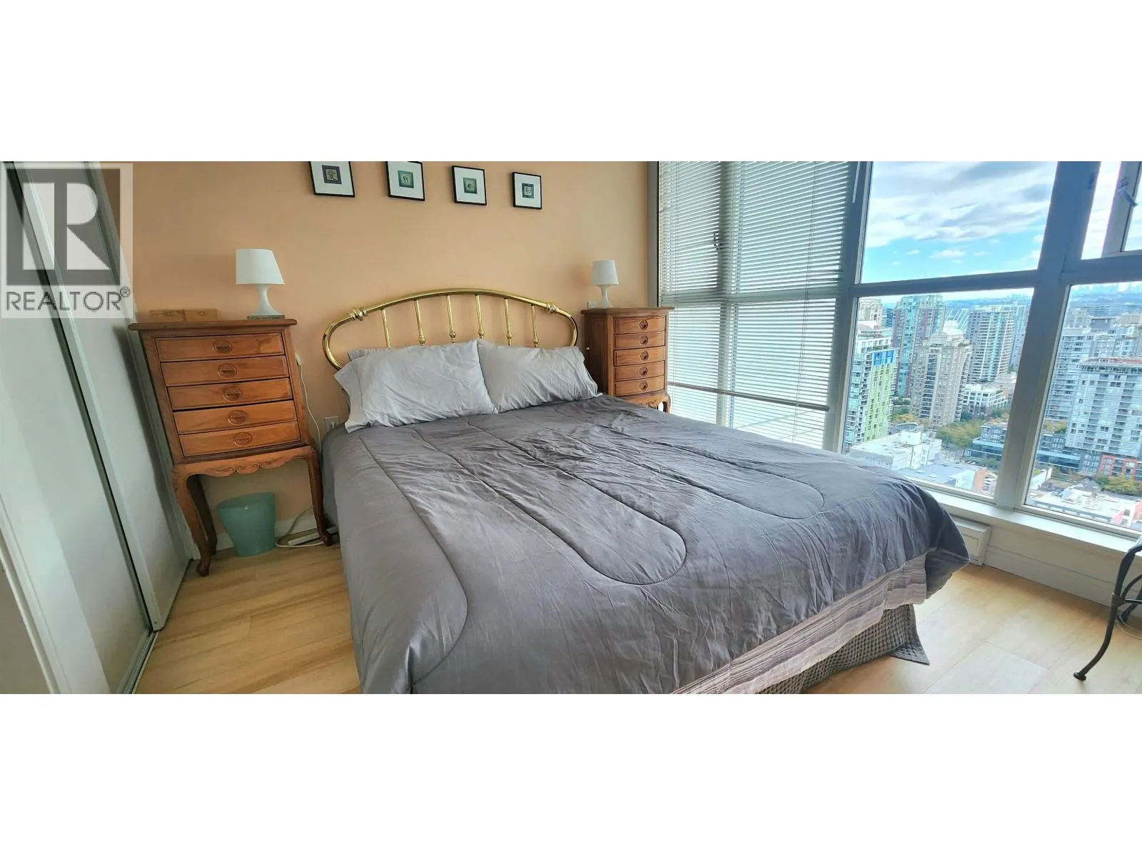 2909 1068 HORNBY STREET