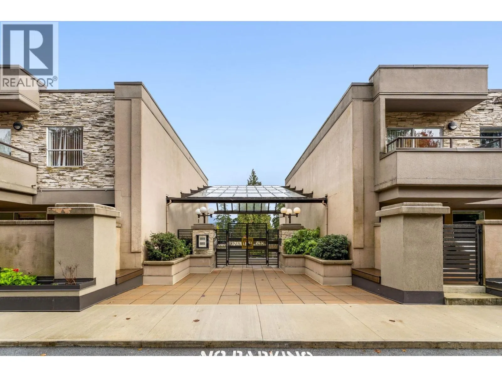 102 1500 OSTLER COURT