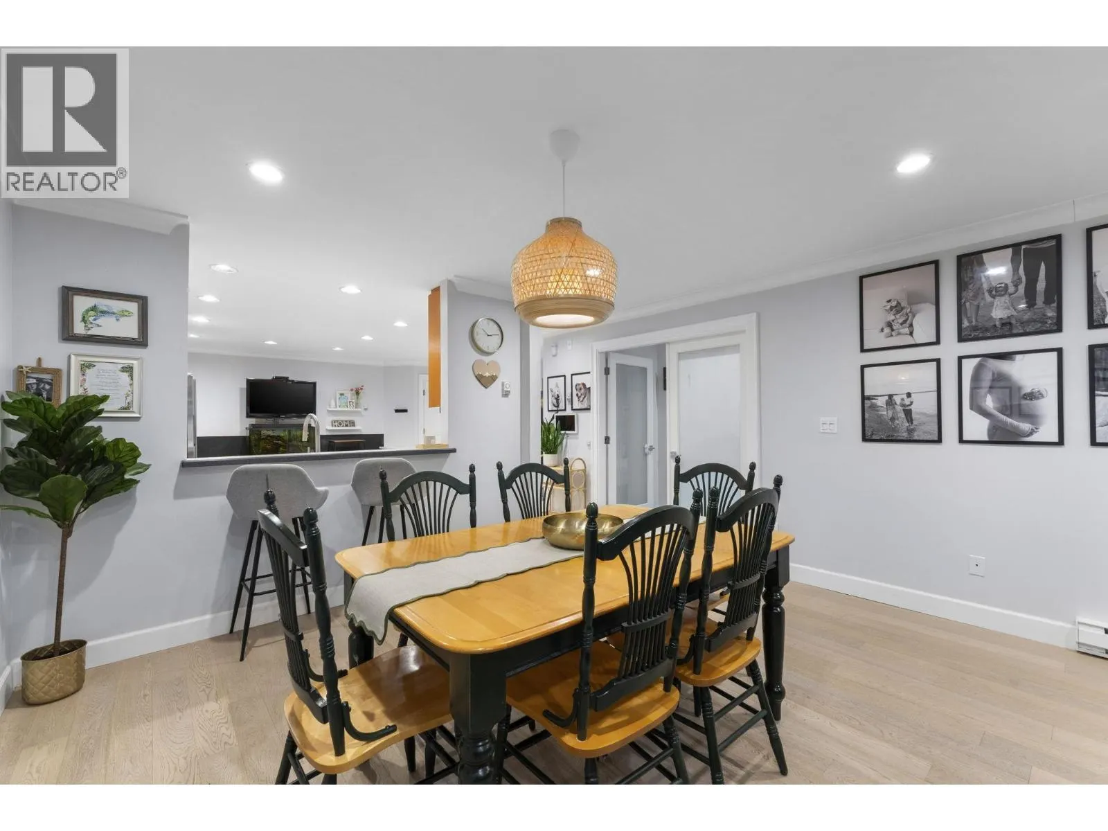 102 1500 OSTLER COURT