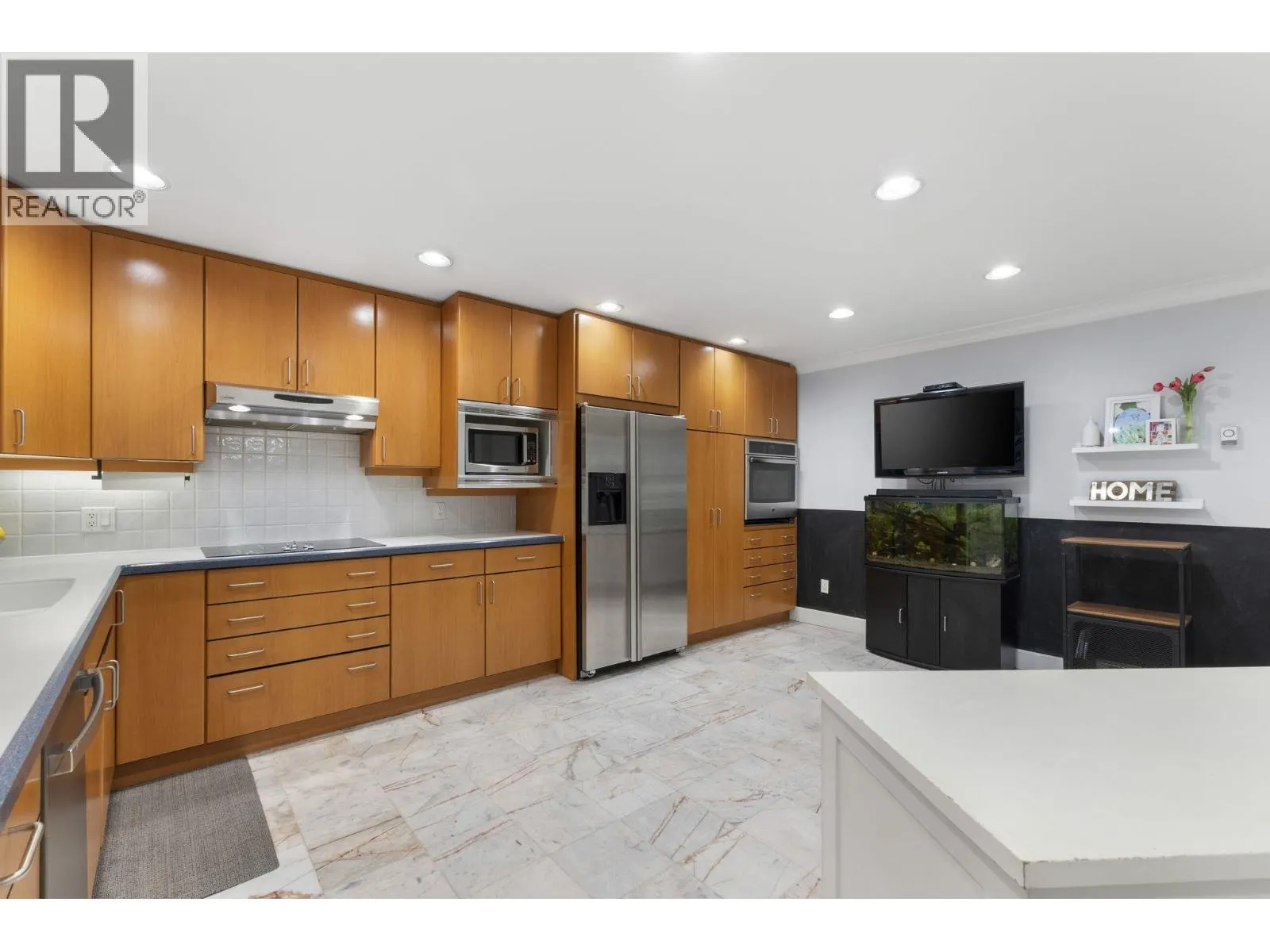 102 1500 OSTLER COURT