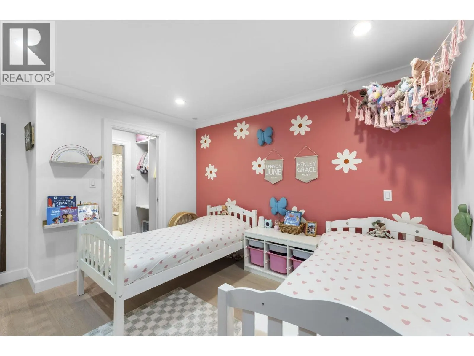 102 1500 OSTLER COURT