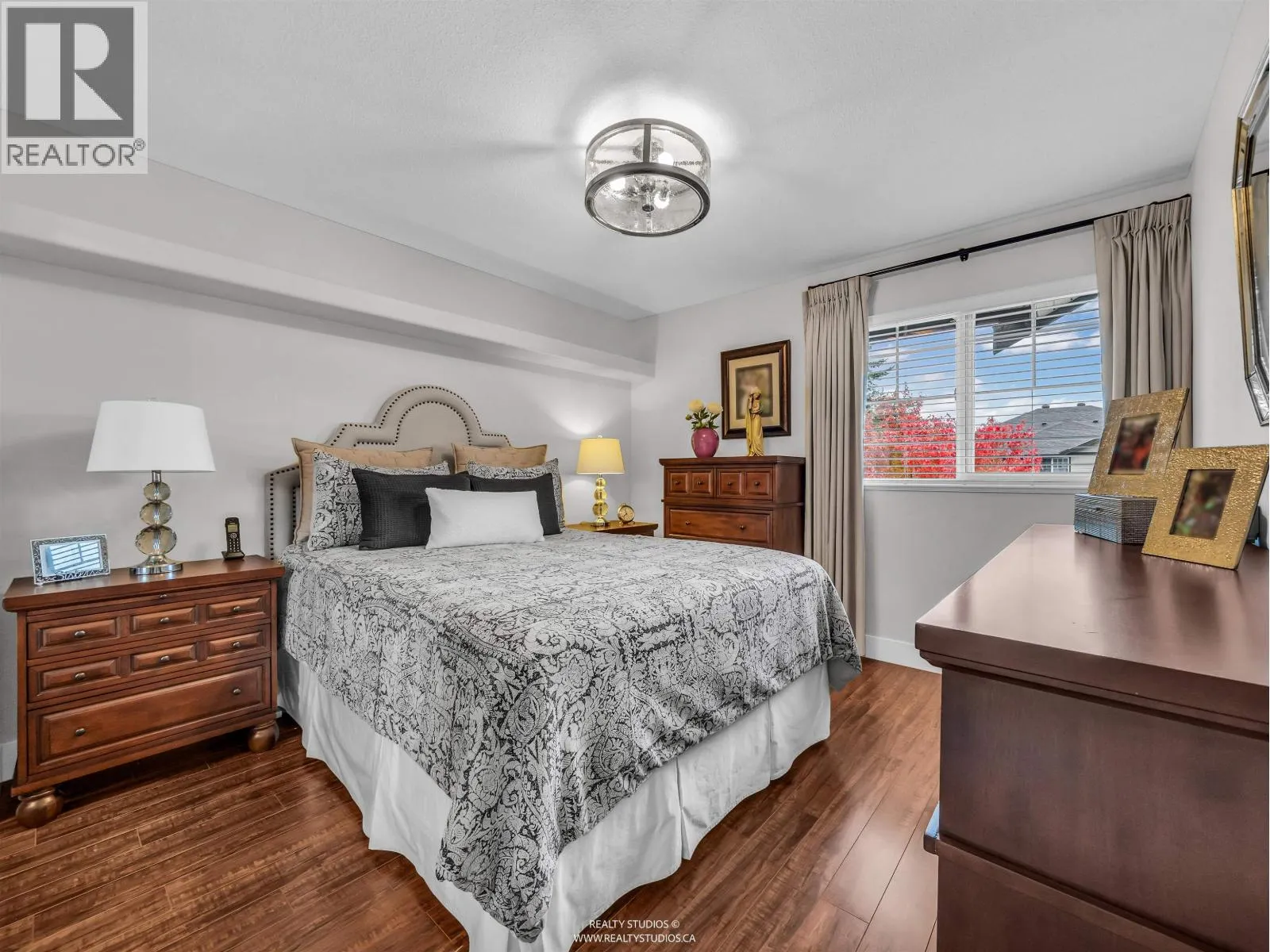 35 11358 COTTONWOOD DRIVE