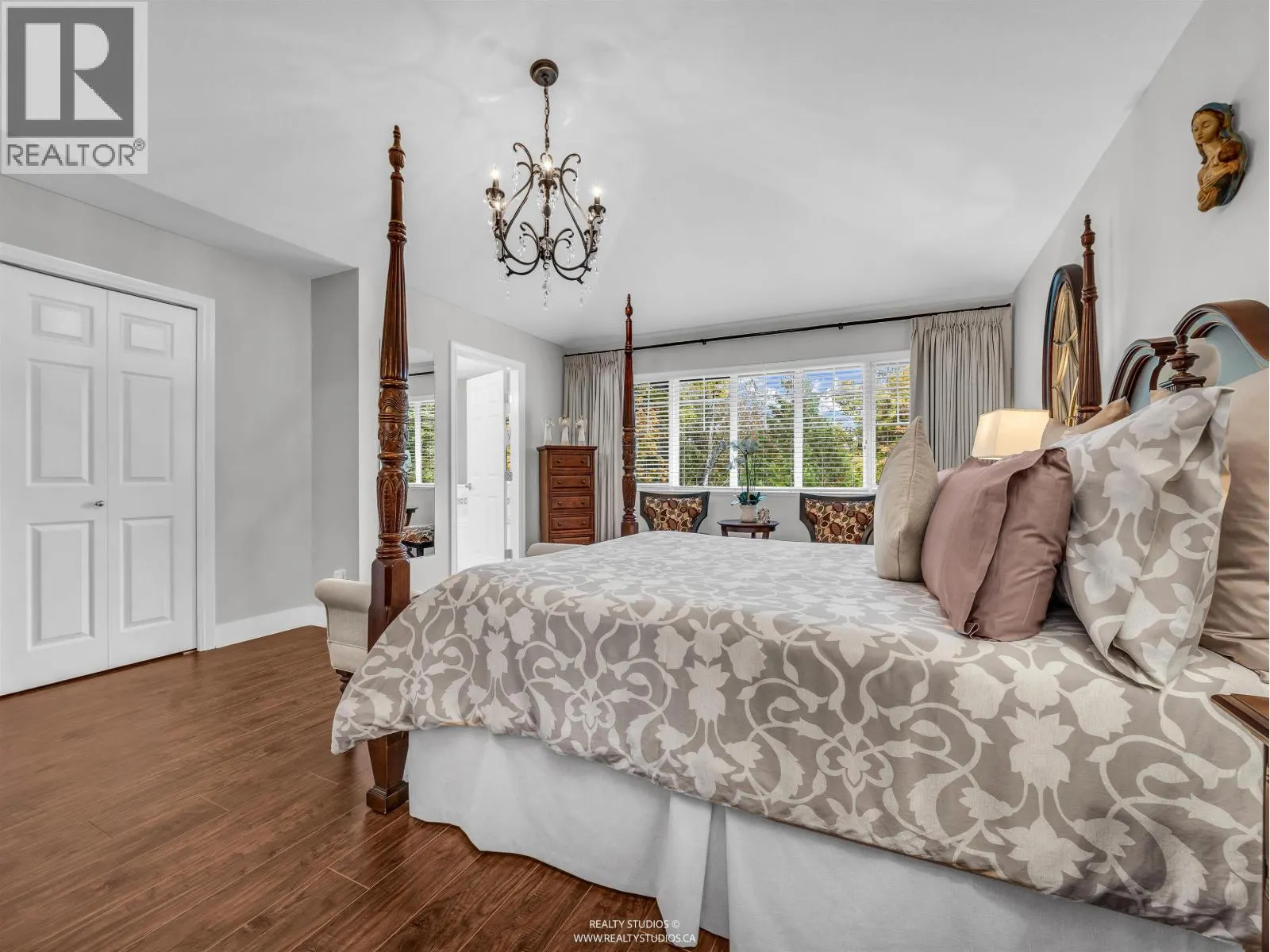 35 11358 COTTONWOOD DRIVE