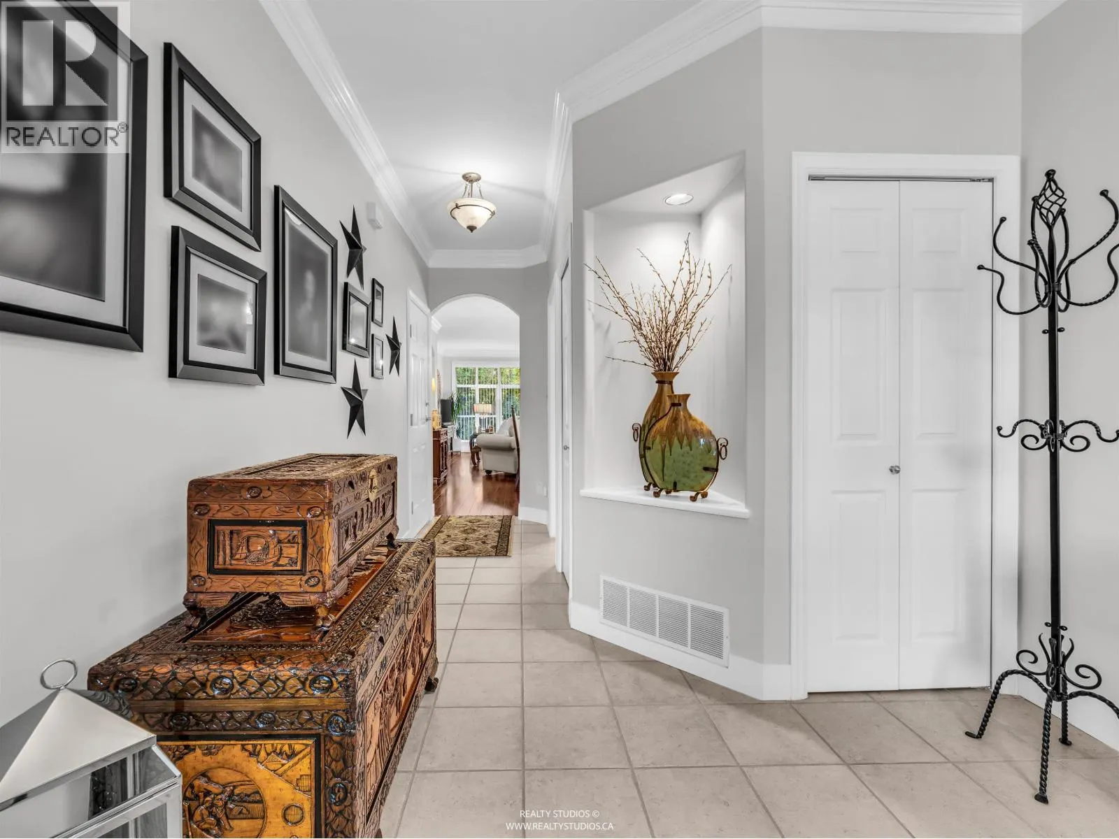 35 11358 COTTONWOOD DRIVE