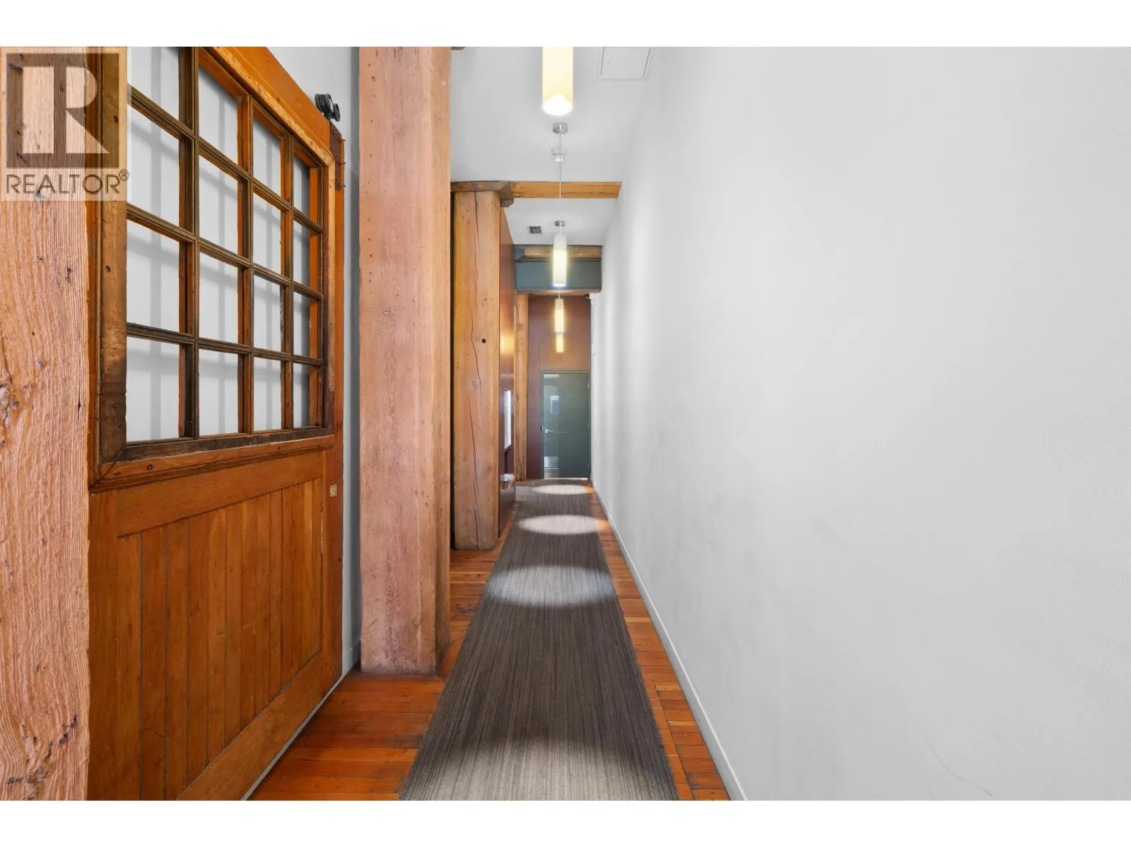 405 310 WATER STREET