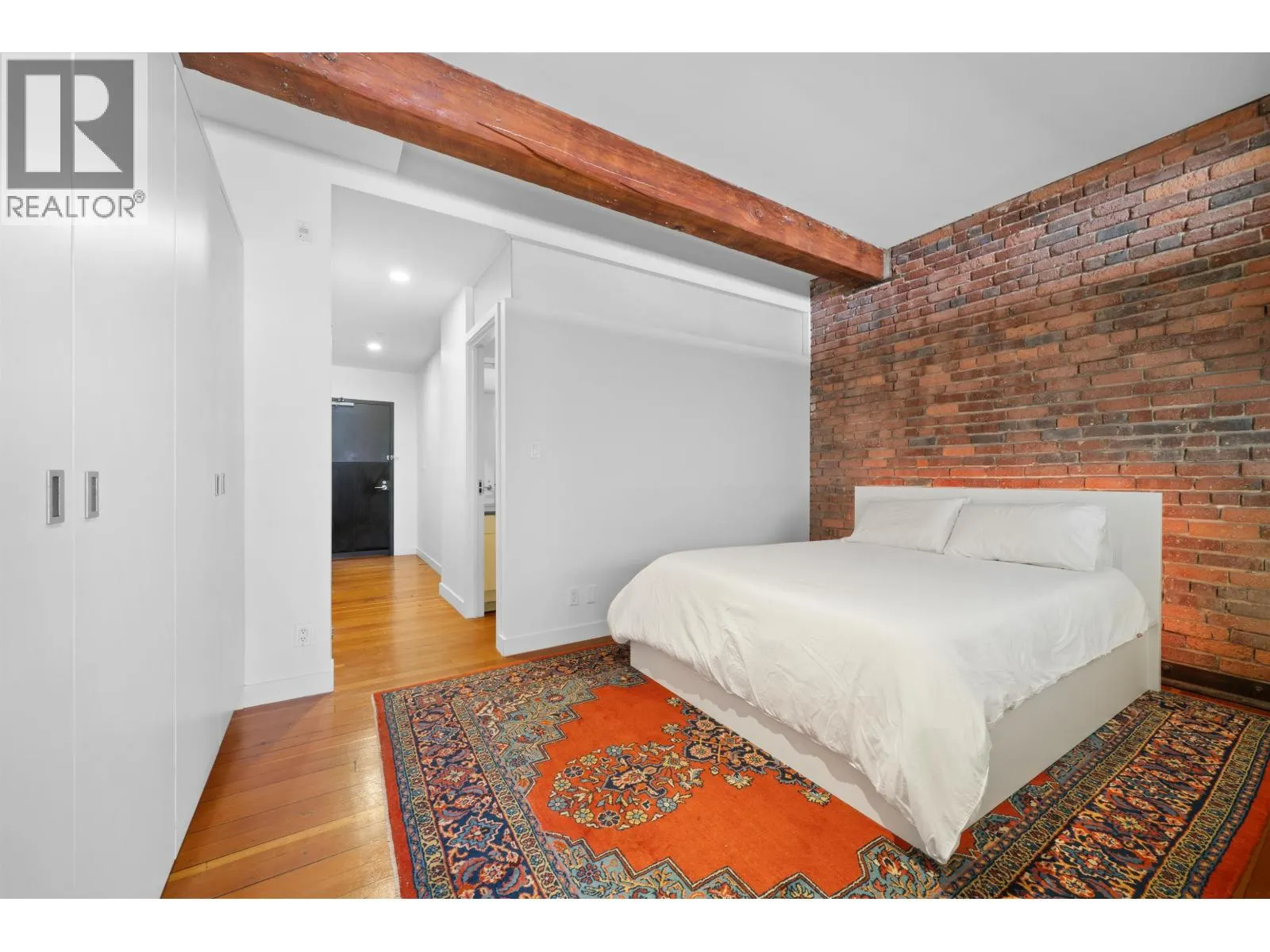 405 310 WATER STREET