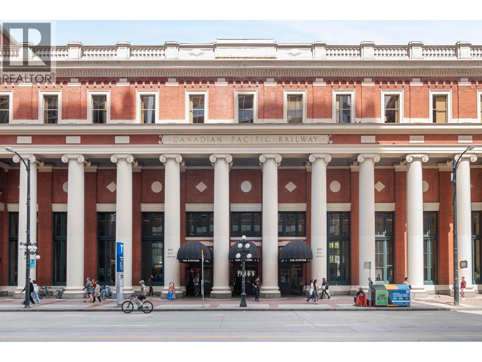 405 310 WATER STREET