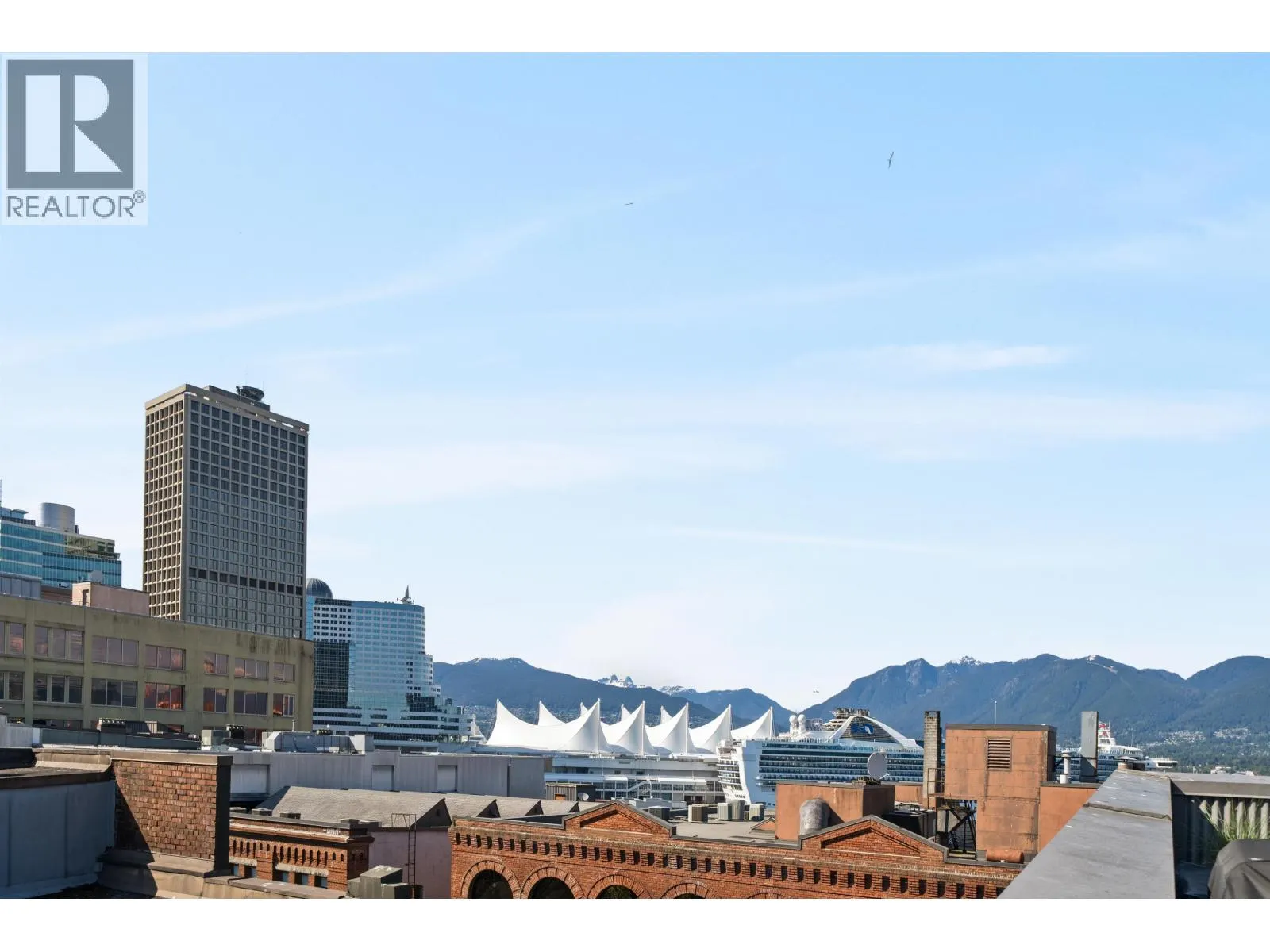 405 310 WATER STREET