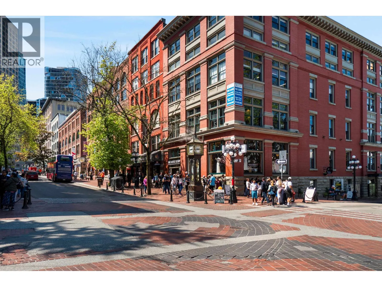 405 310 WATER STREET