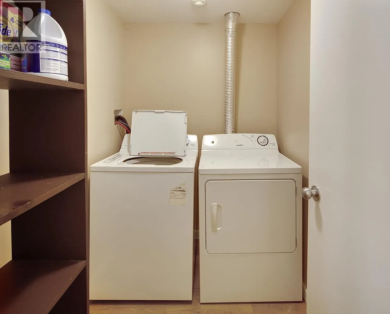 3380 MARQUETTE CRESCENT