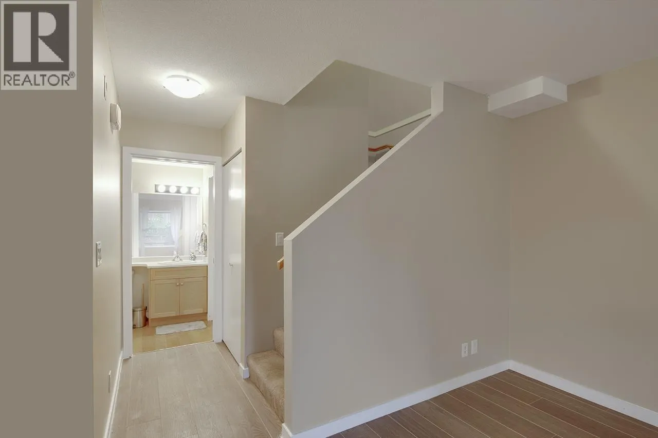 3380 MARQUETTE CRESCENT