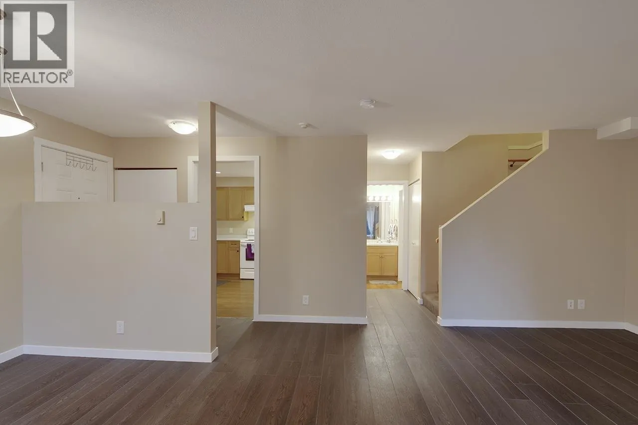 3380 MARQUETTE CRESCENT