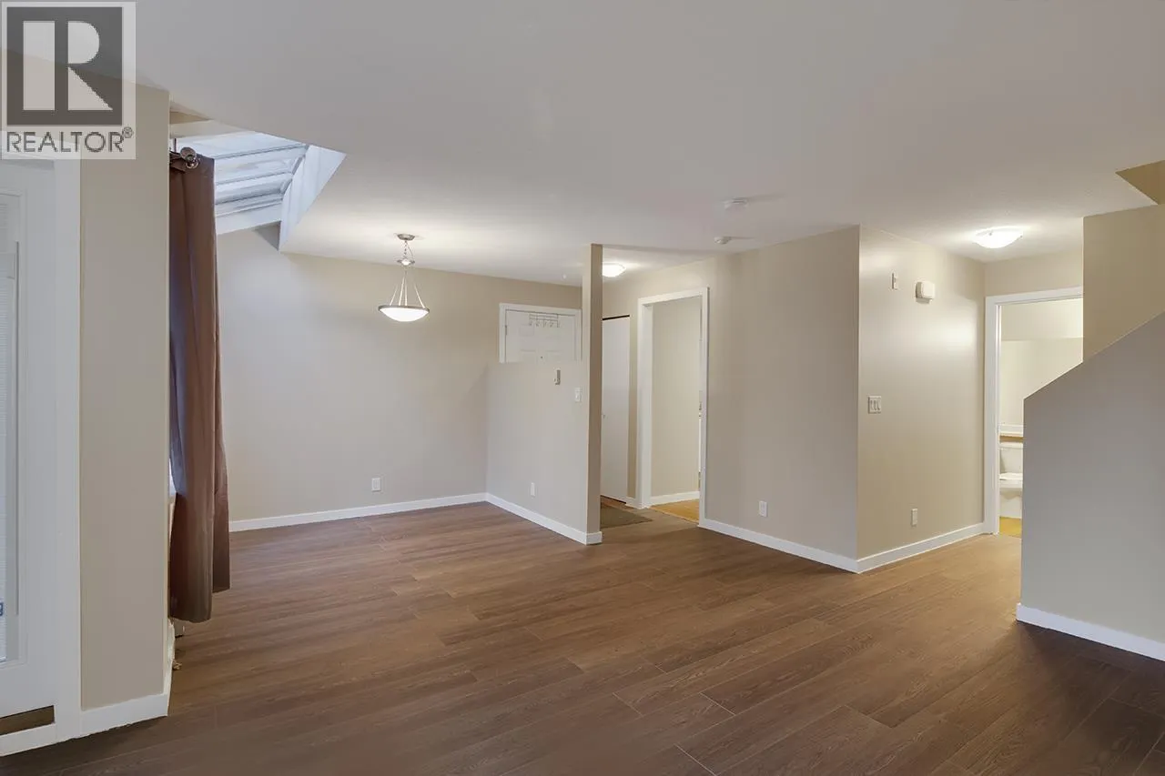 3380 MARQUETTE CRESCENT