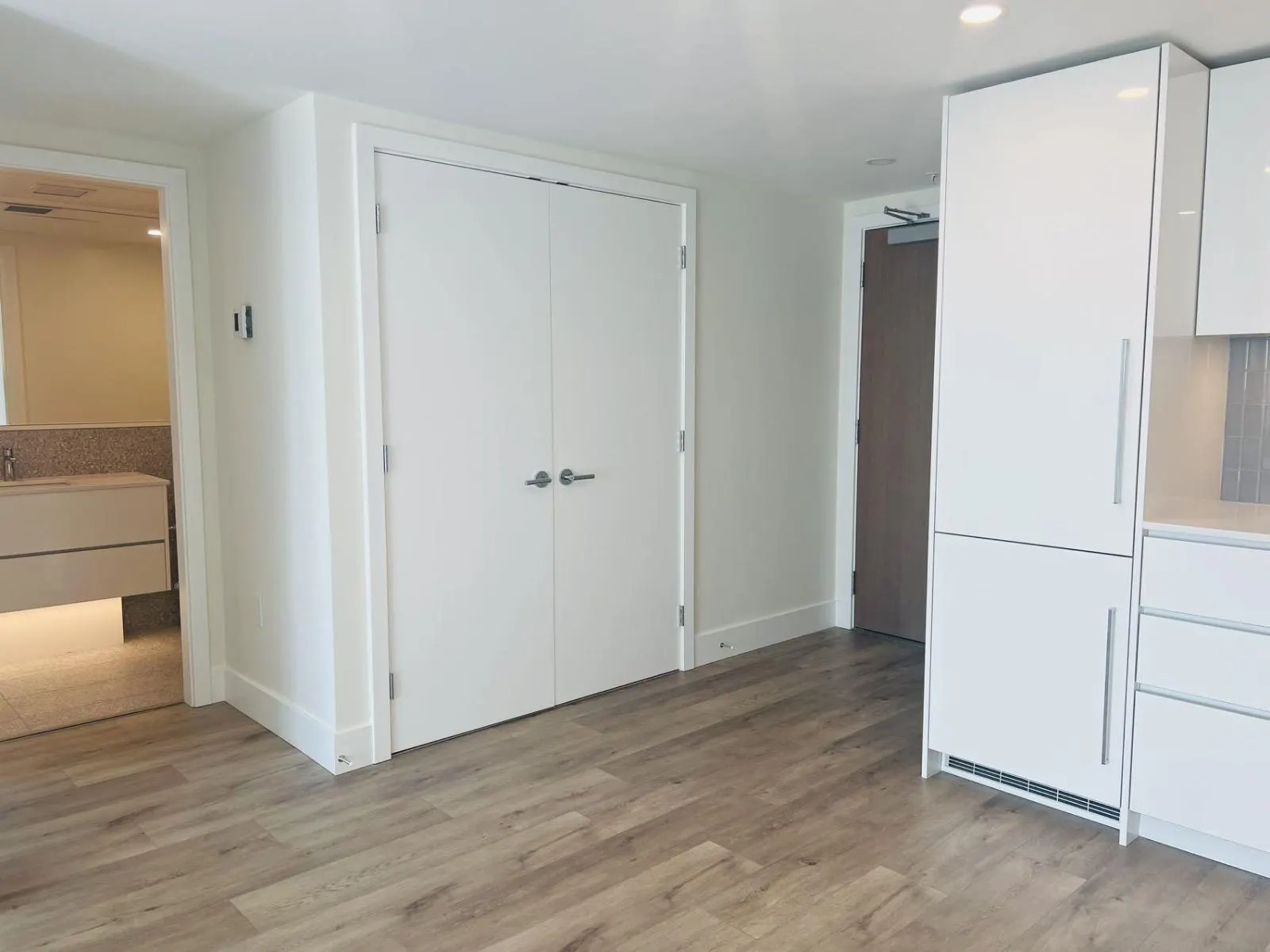 2003 10428 WHALLEY BOULEVARD