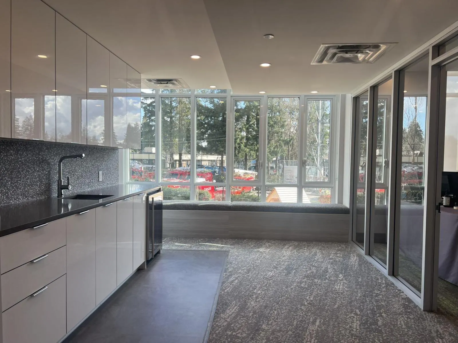 2003 10428 WHALLEY BOULEVARD