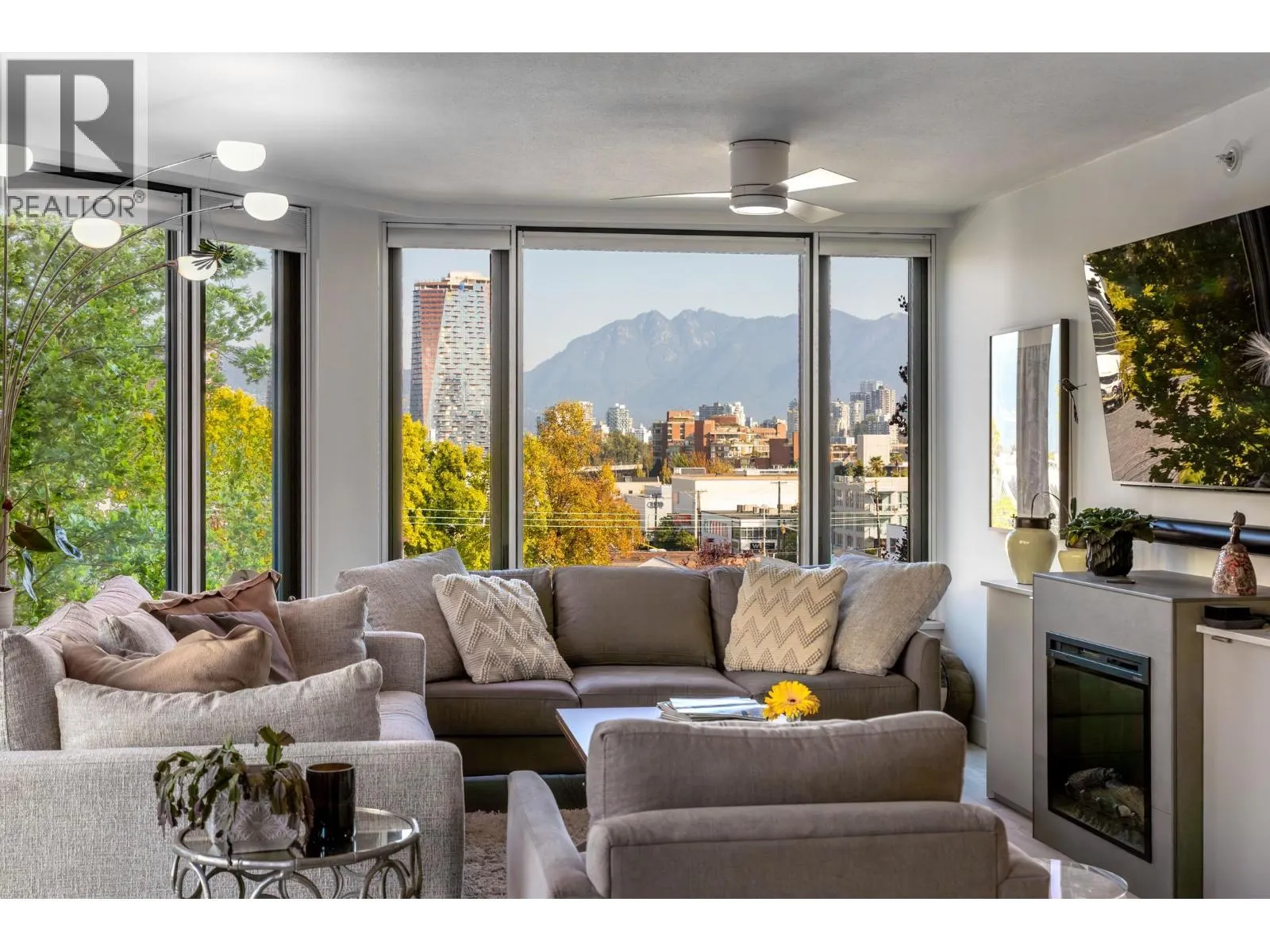 410 2201 PINE STREET