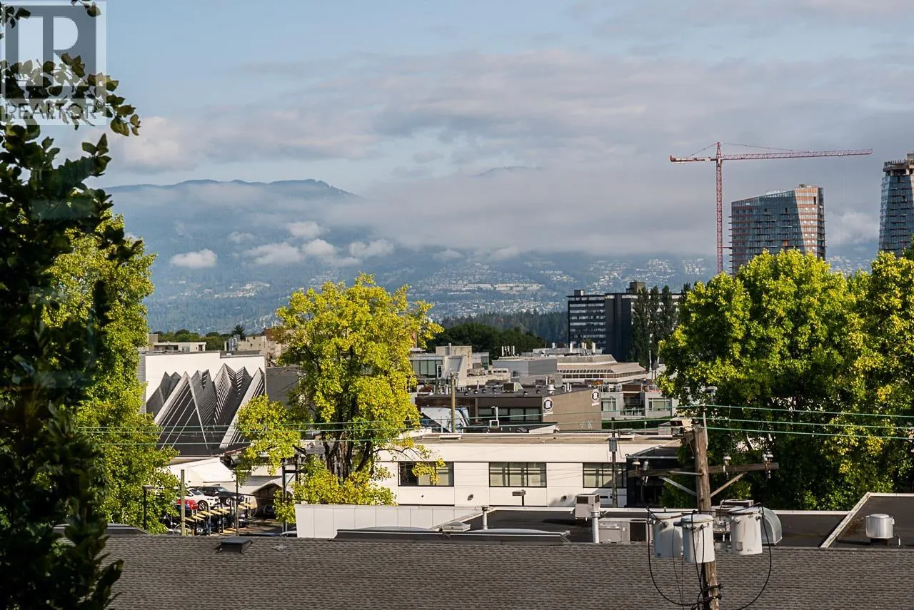 410 2201 PINE STREET