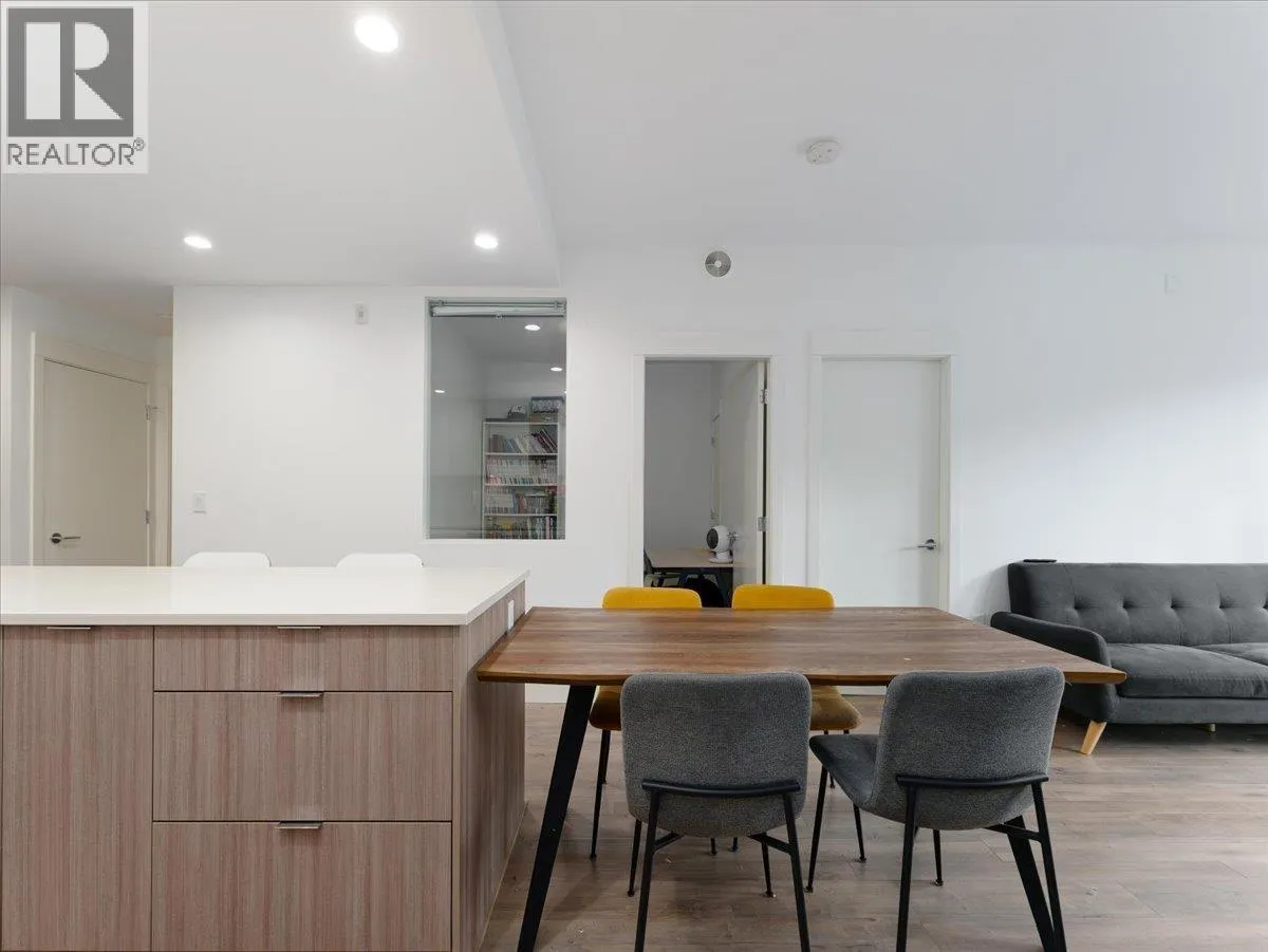 119 750 DOGWOOD STREET