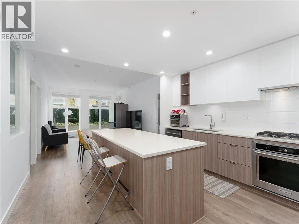 119 750 DOGWOOD STREET