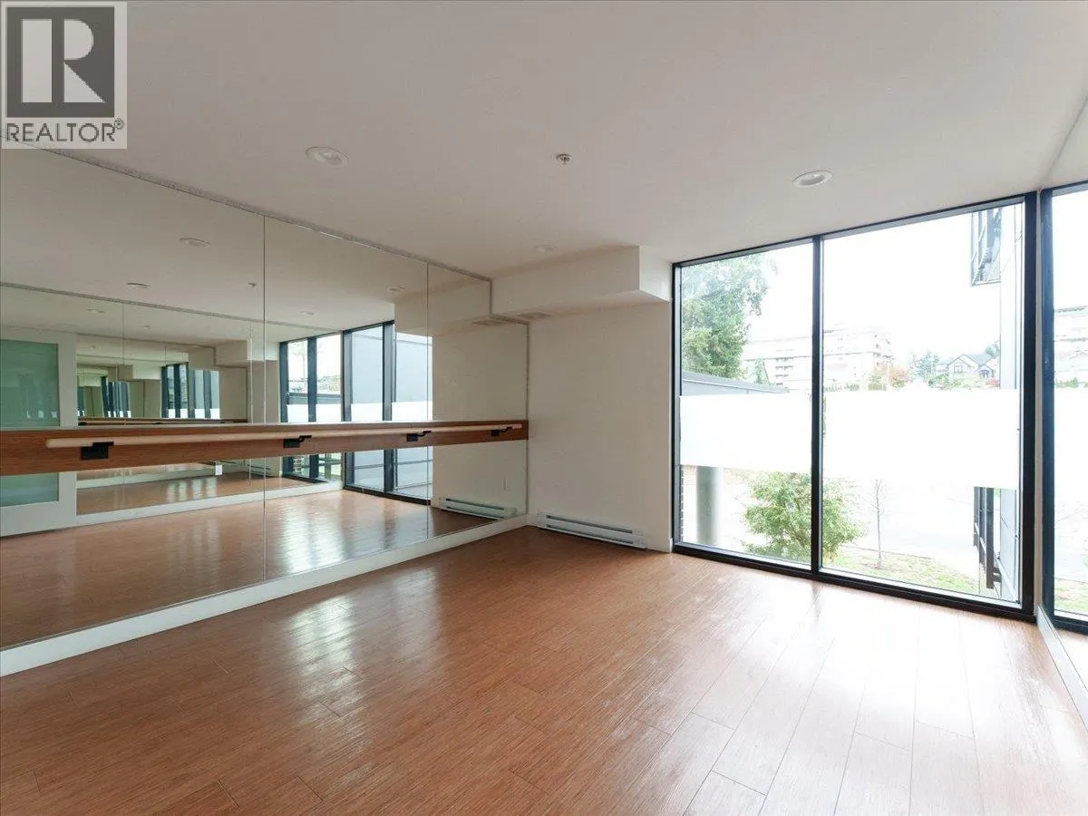 119 750 DOGWOOD STREET