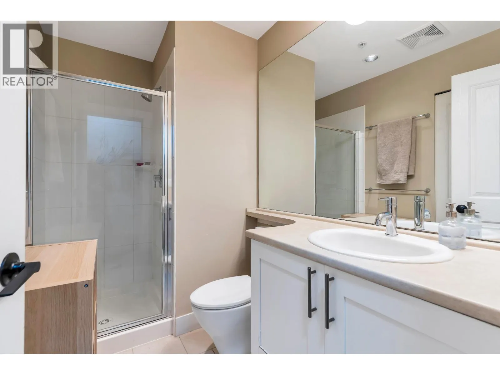 310 1111 E 27TH STREET