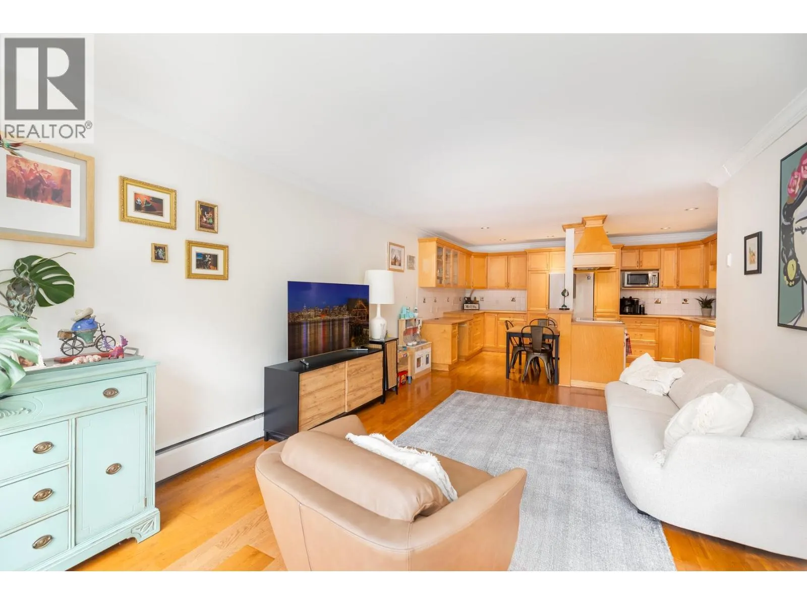 301 1235 W 15TH AVENUE