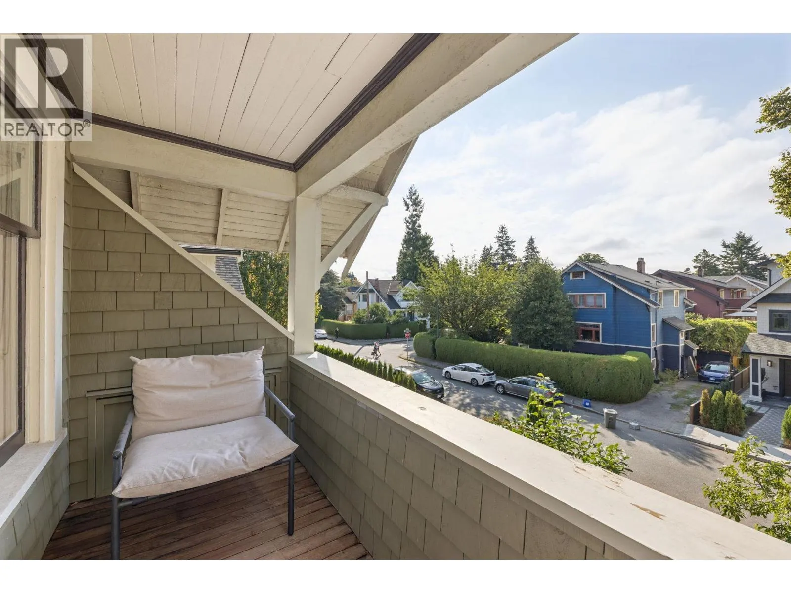 3617 WEST 2ND AVENUE