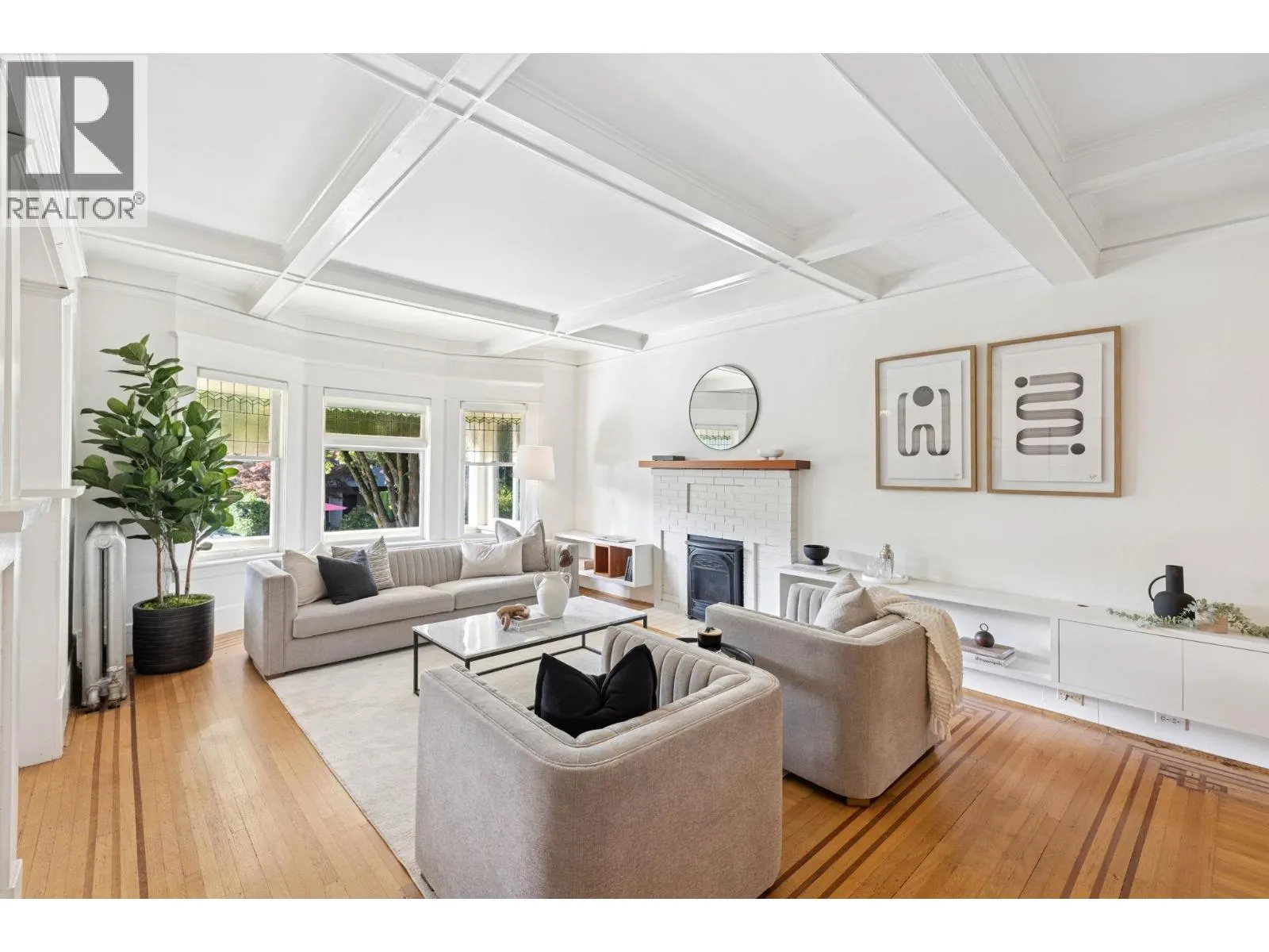 3617 WEST 2ND AVENUE