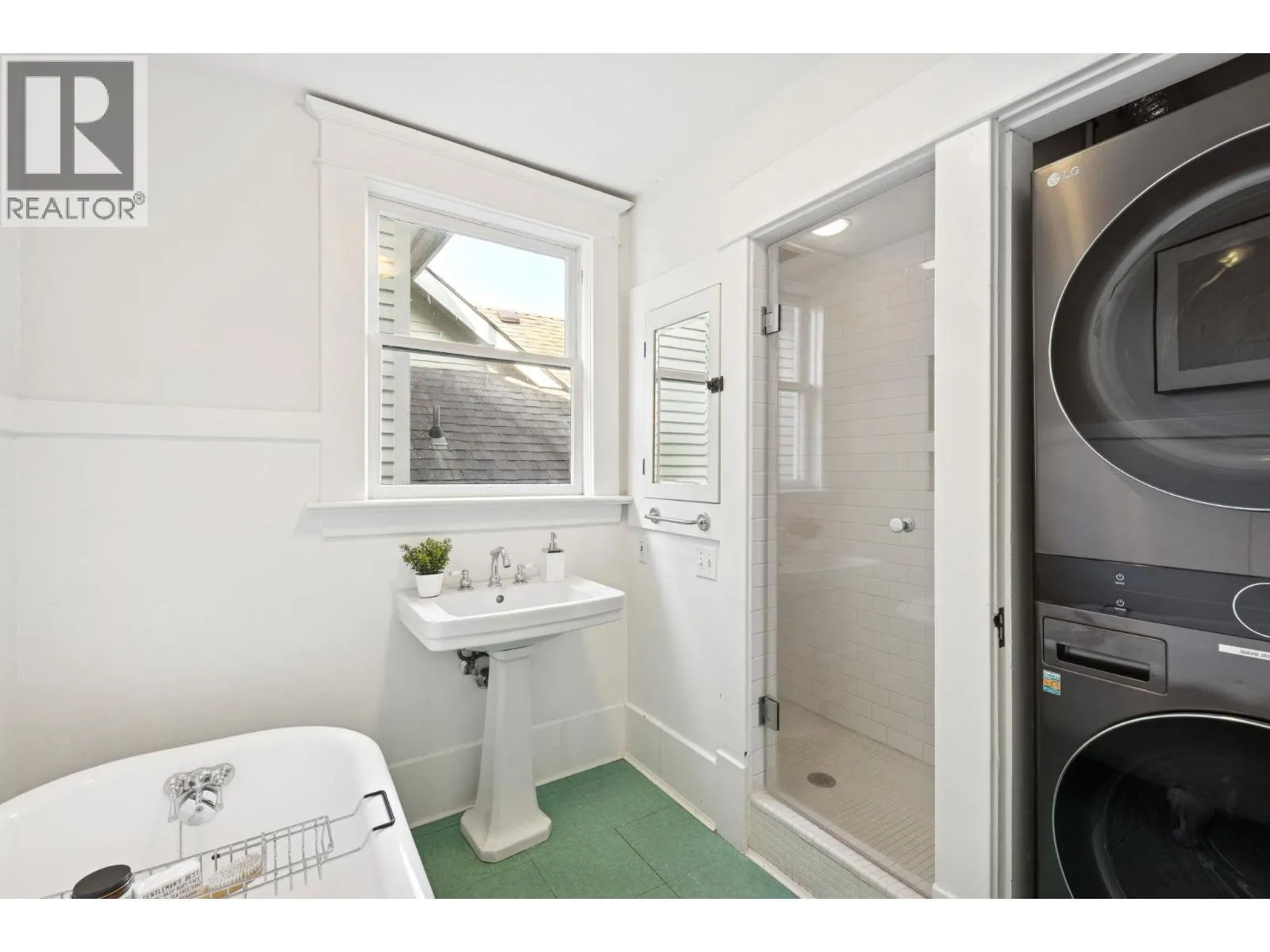 3617 WEST 2ND AVENUE