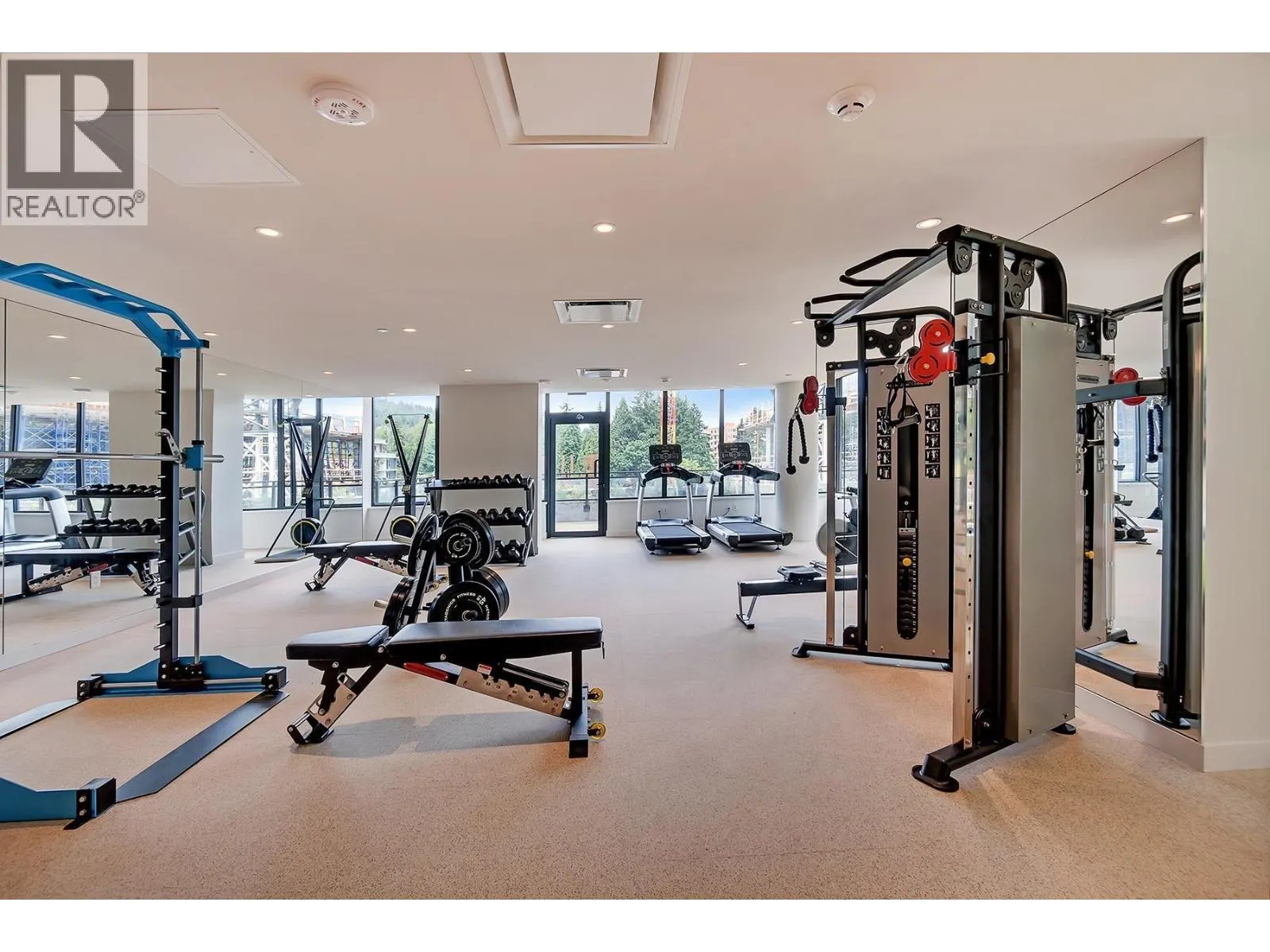 2304 626 CLAREMONT STREET