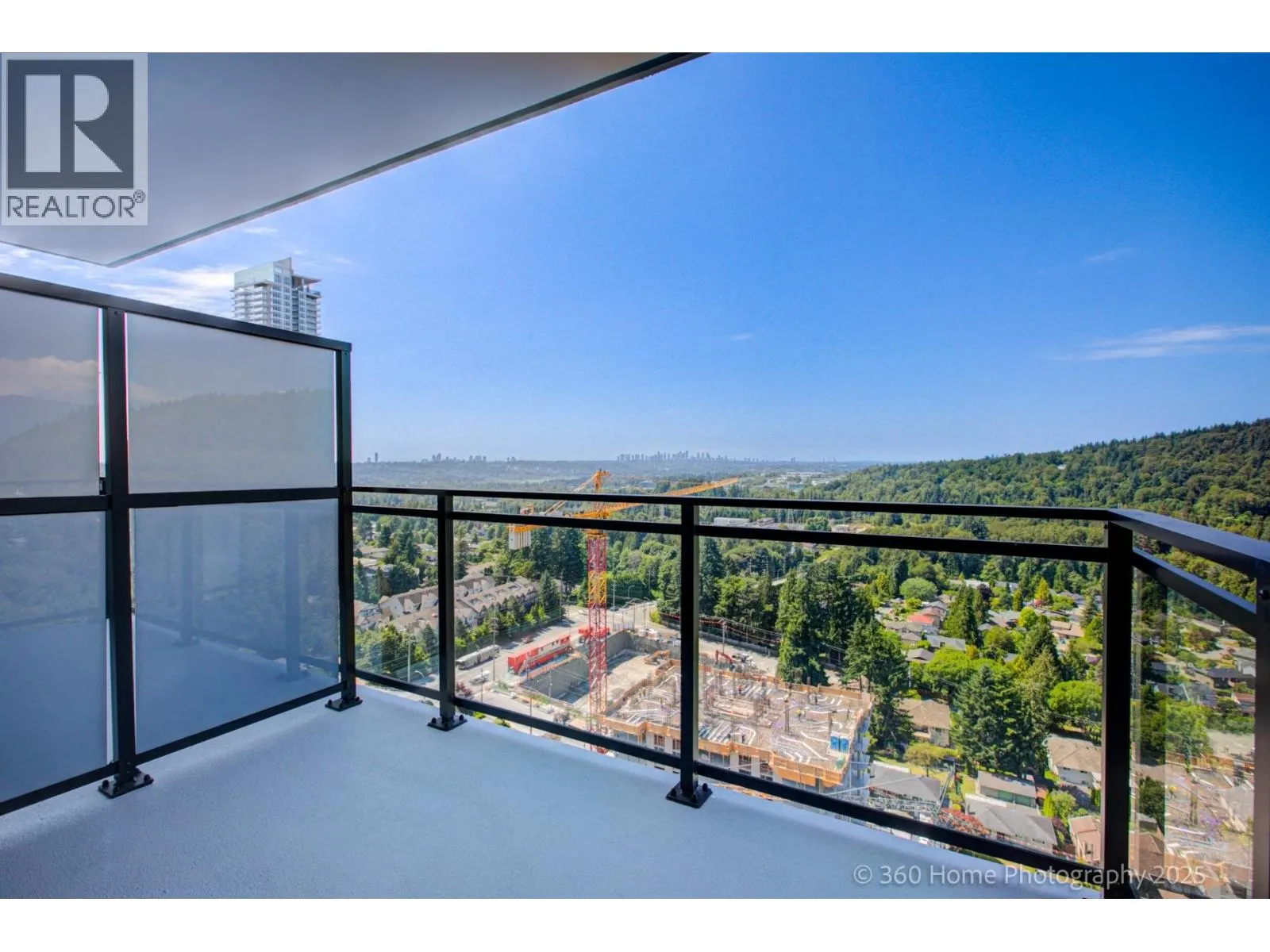 2304 626 CLAREMONT STREET