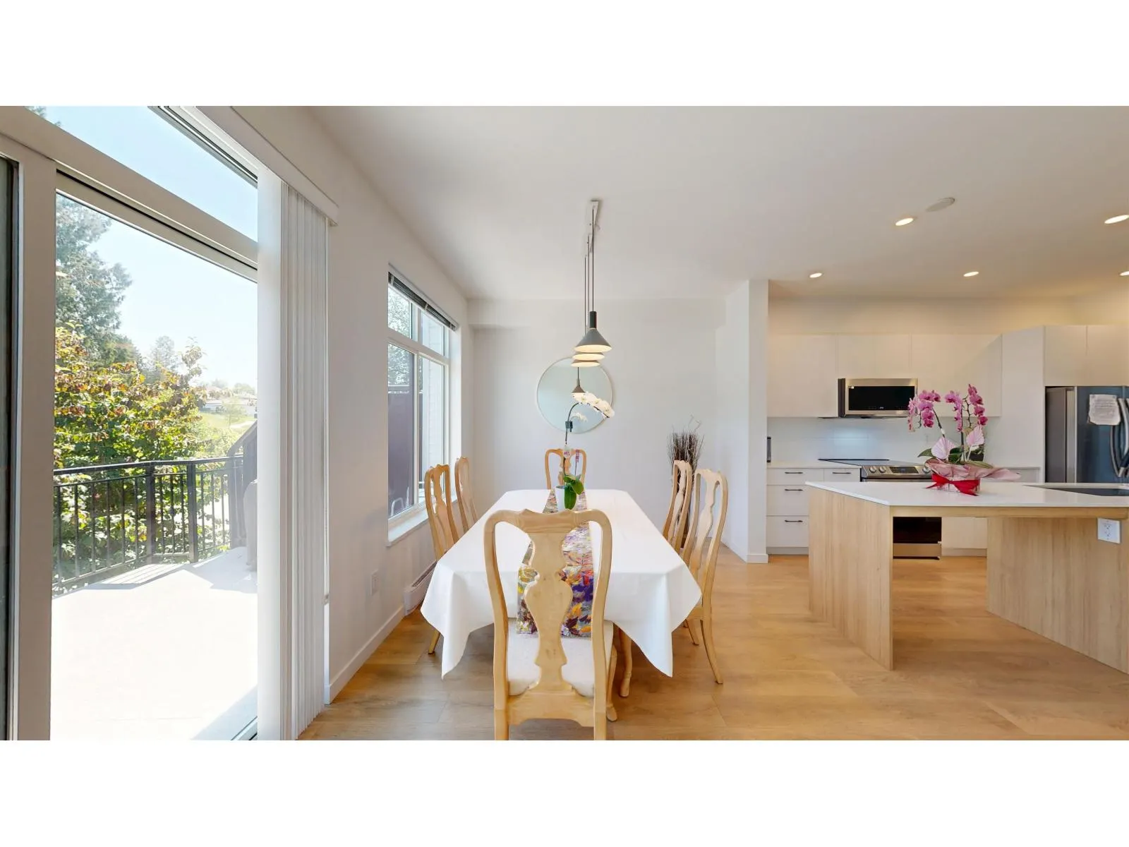 130 15235 SITKA DRIVE