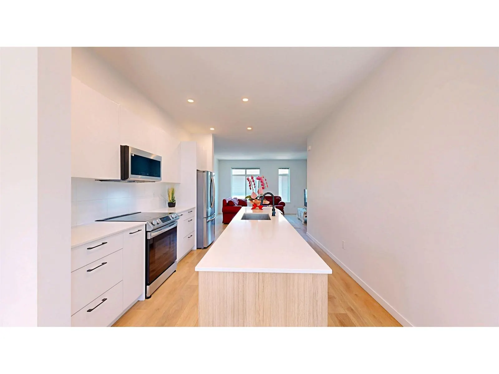 130 15235 SITKA DRIVE