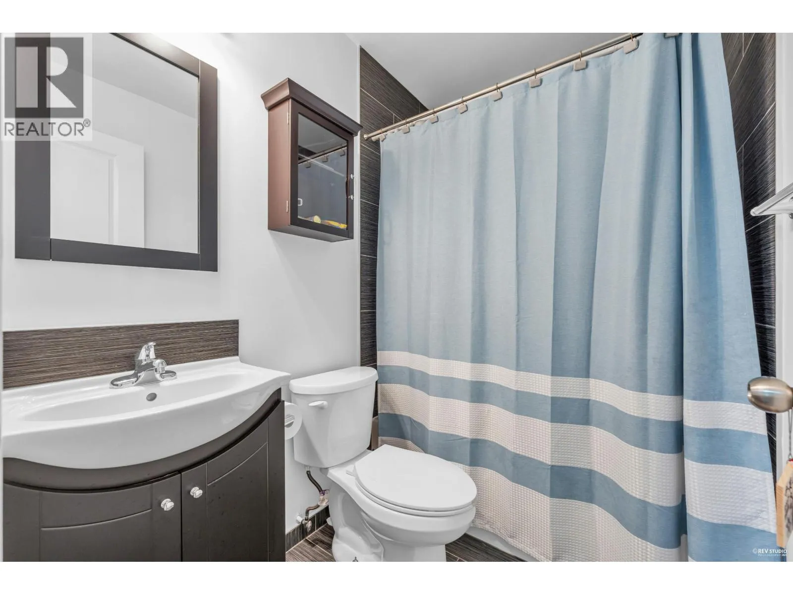 11 12331 MCNEELY DRIVE