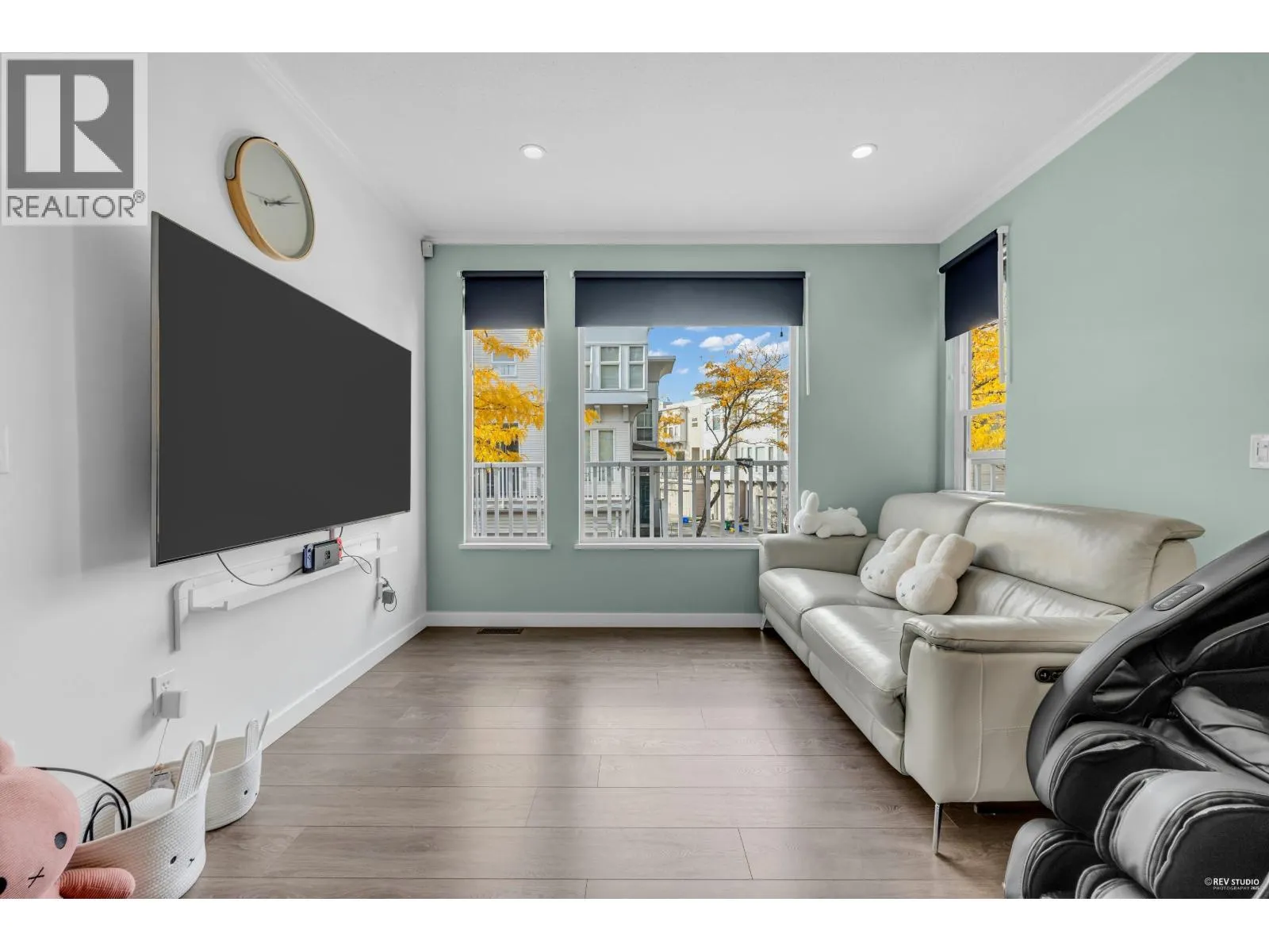 11 12331 MCNEELY DRIVE